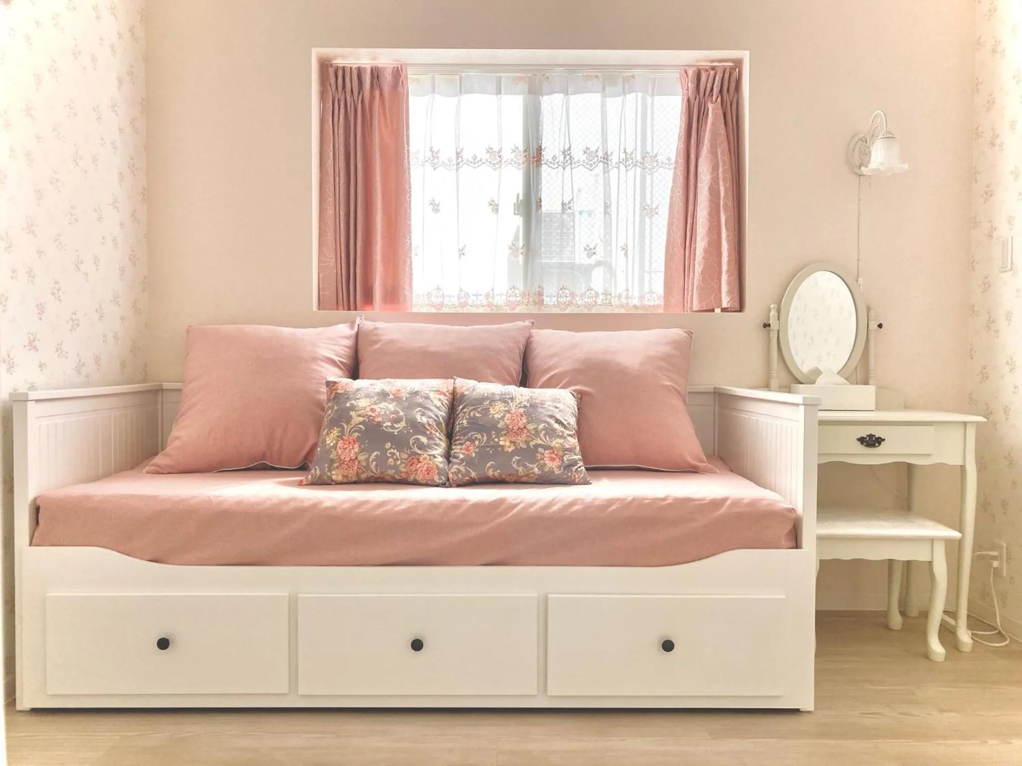 K.K.House in Osaka（まるまる一棟貸し切り）