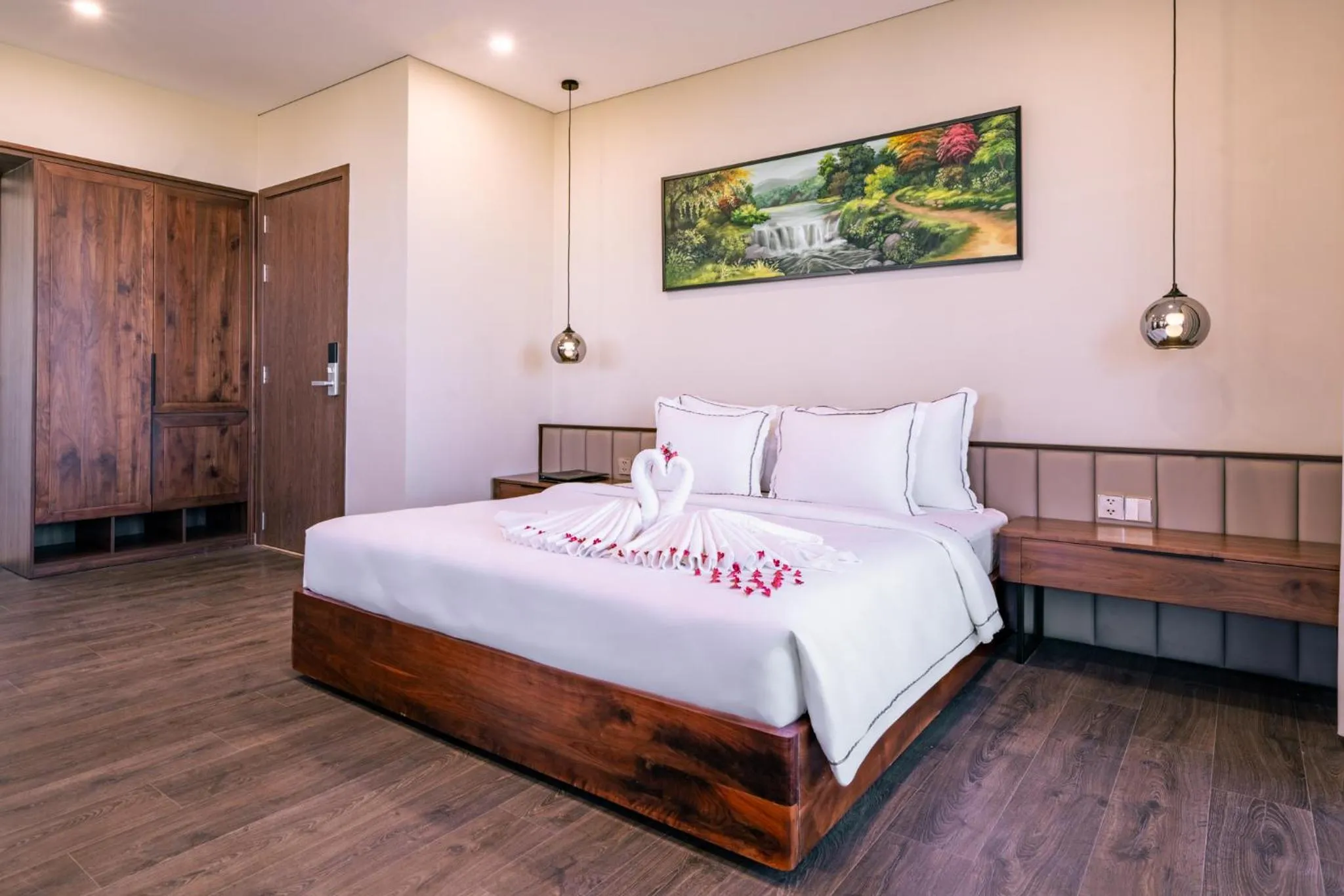Bed in Cami Riverside Resort Da Nang