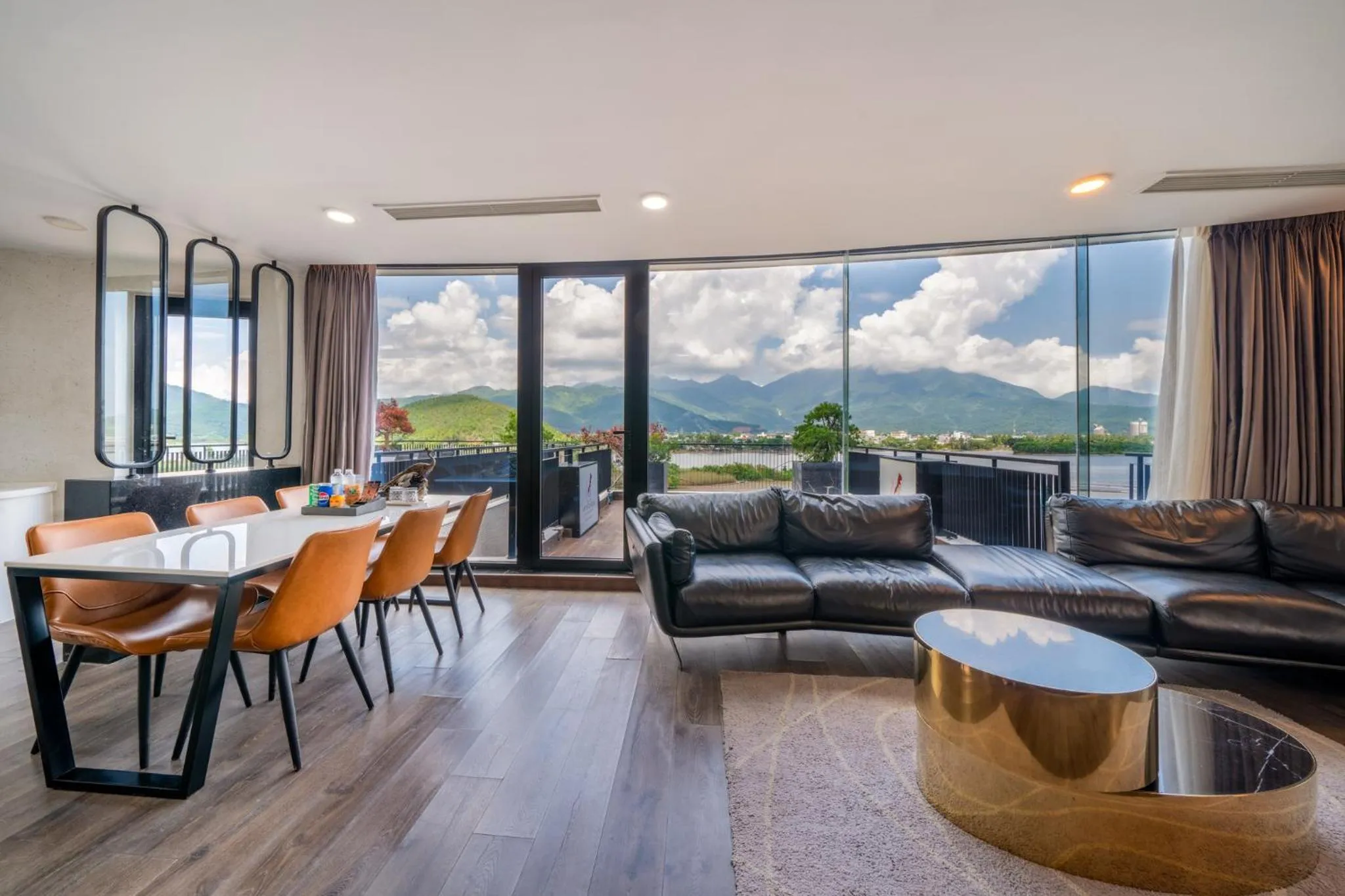 Living room in Cami Riverside Resort Da Nang