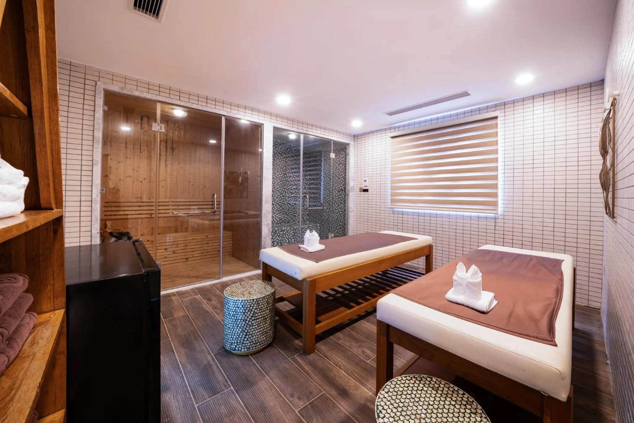 Spa and wellness centre/facilities, Bed in Cami Riverside Resort Da Nang