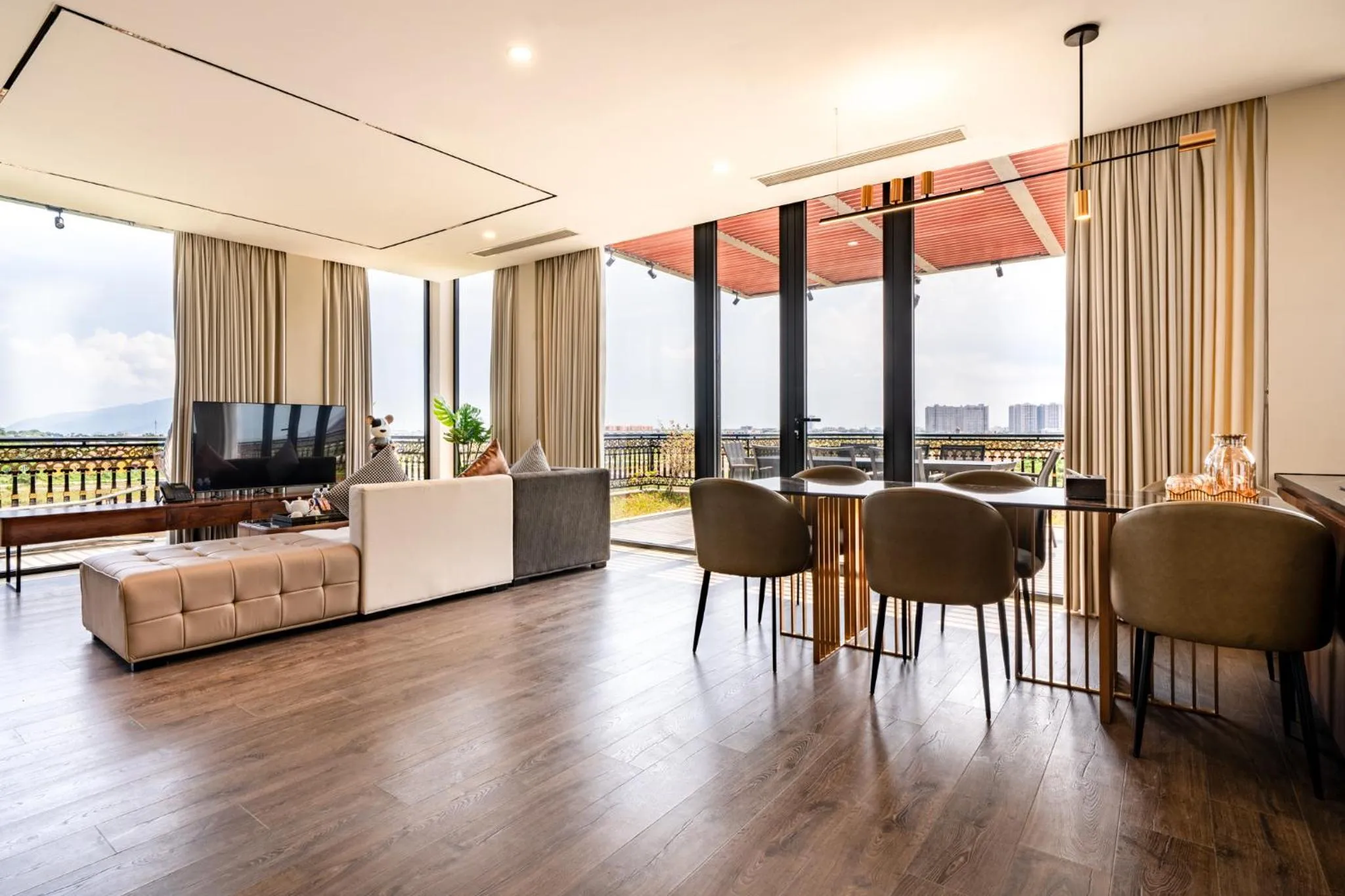 Balcony/Terrace in Cami Riverside Resort Da Nang