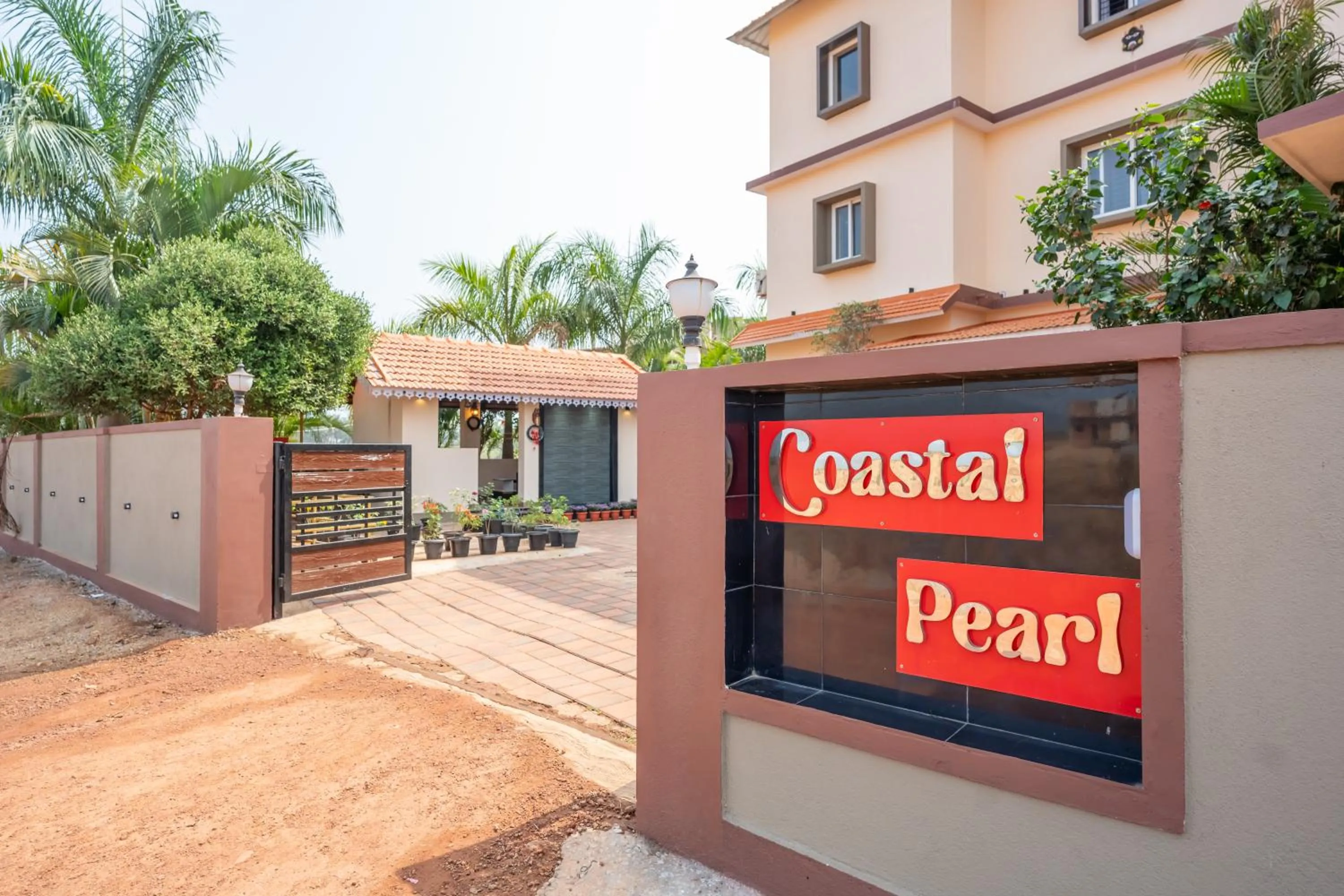Coastal Pearl Home Stay, Private Rooms & Villas Murudeshwar