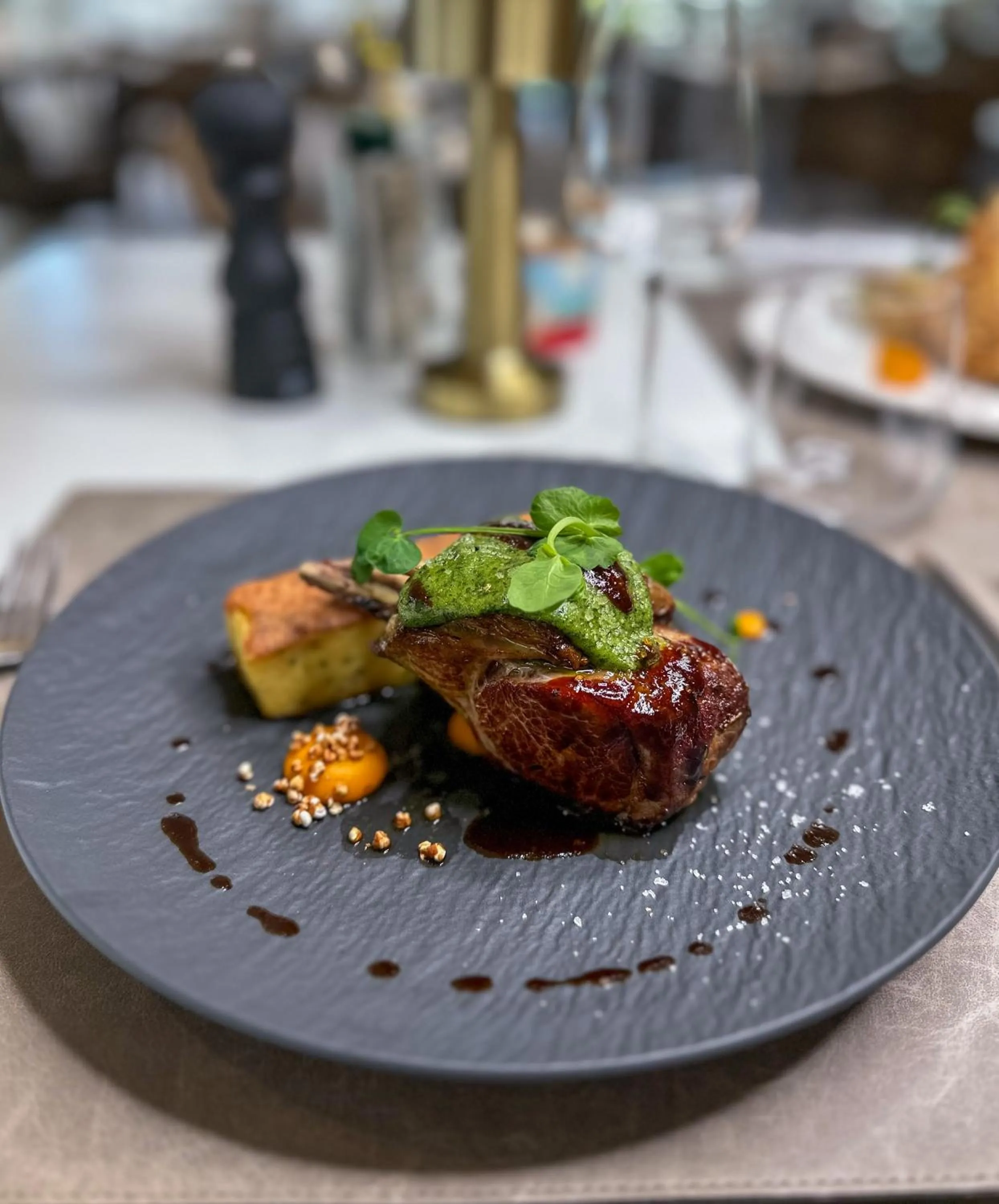 Restaurant/places to eat in Zenitude Hotel La Valadière, Ascend Hotel Collection