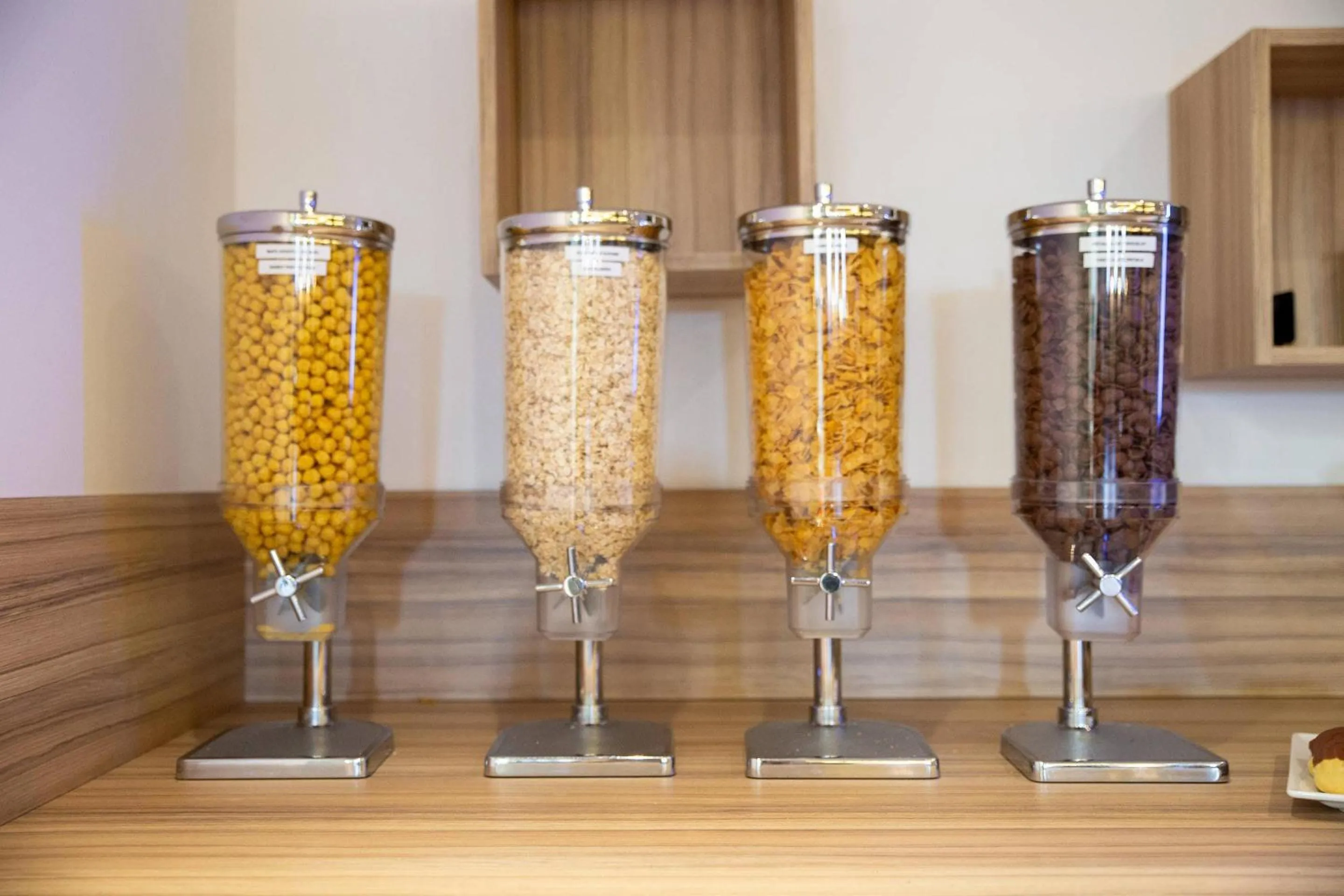 Breakfast in Zenitude Hotel La Valadière, Ascend Hotel Collection