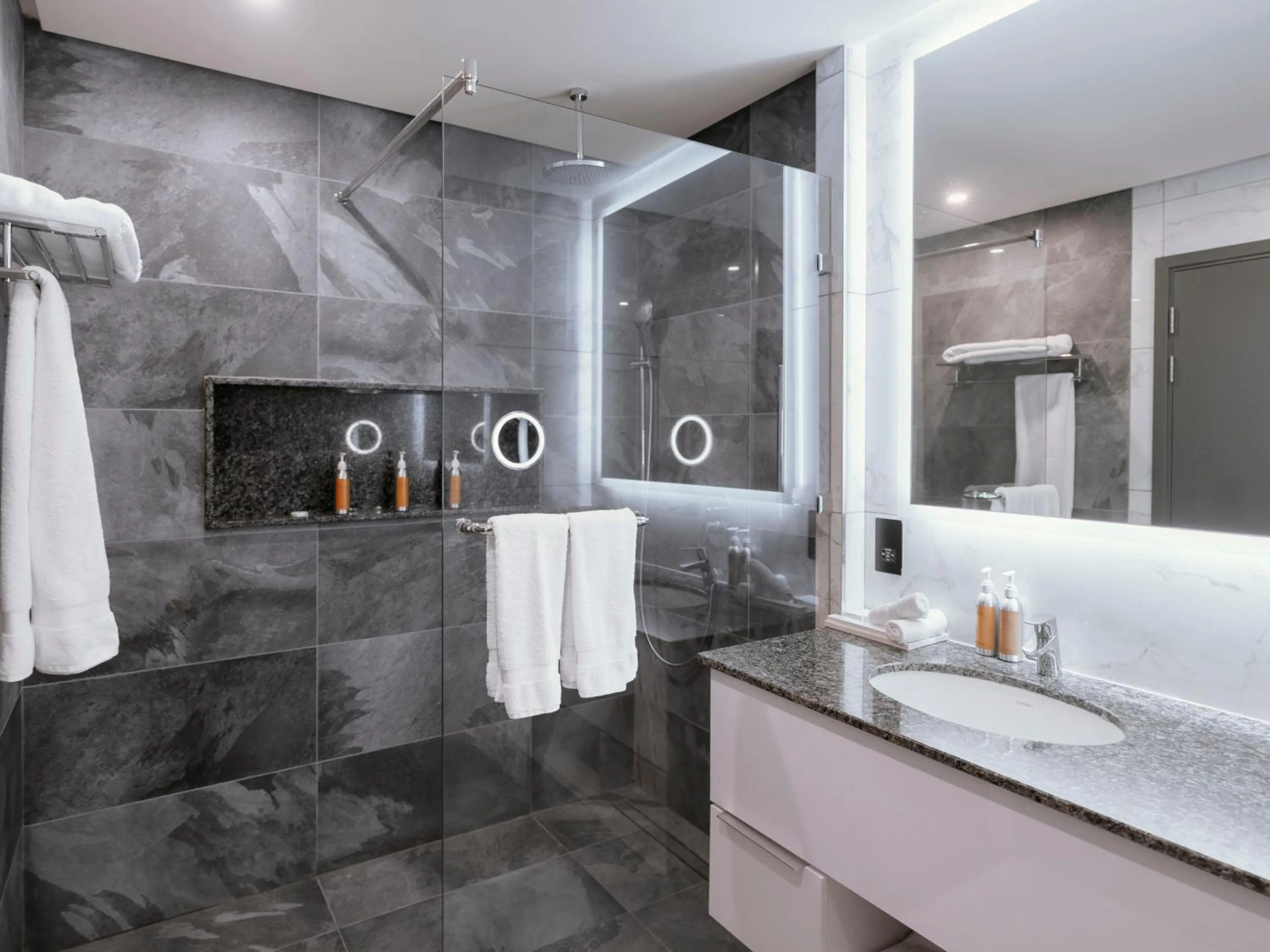 Bathroom in Dusit Princess Hotel Residences Nairobi