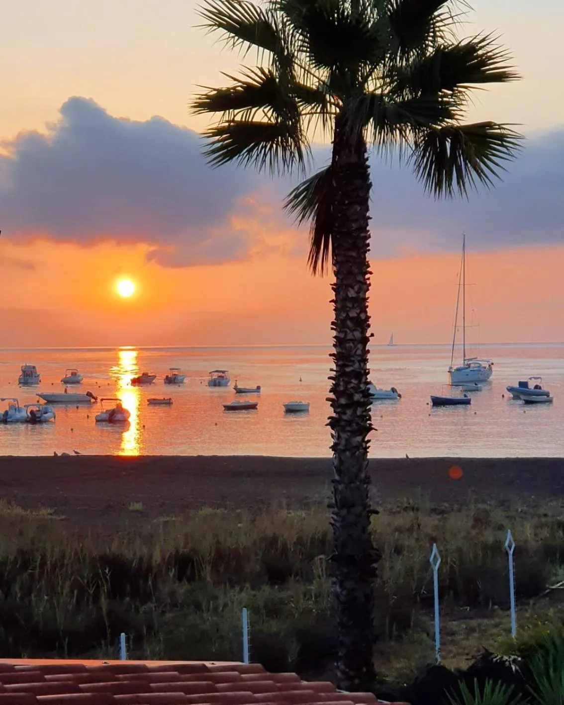 Sunrise in Hotel Eros