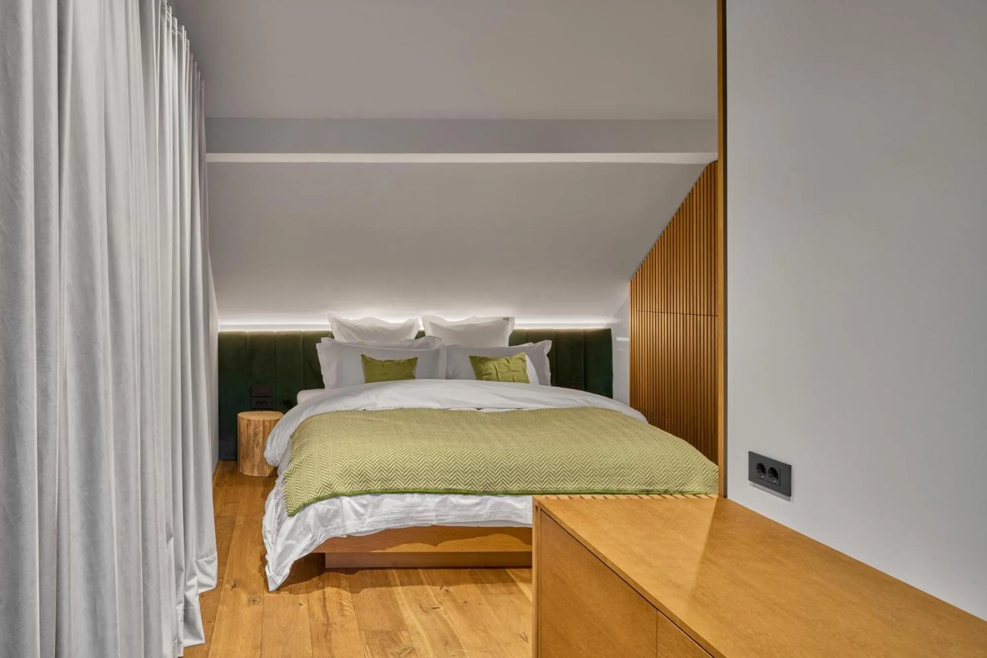 Bedroom, Bed in Milka Boutique Hotel