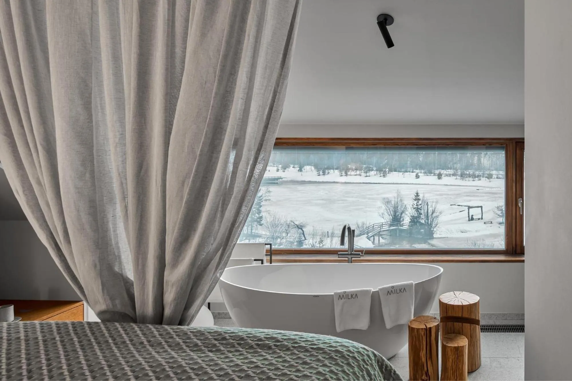 Lake view, Bed in Milka Boutique Hotel