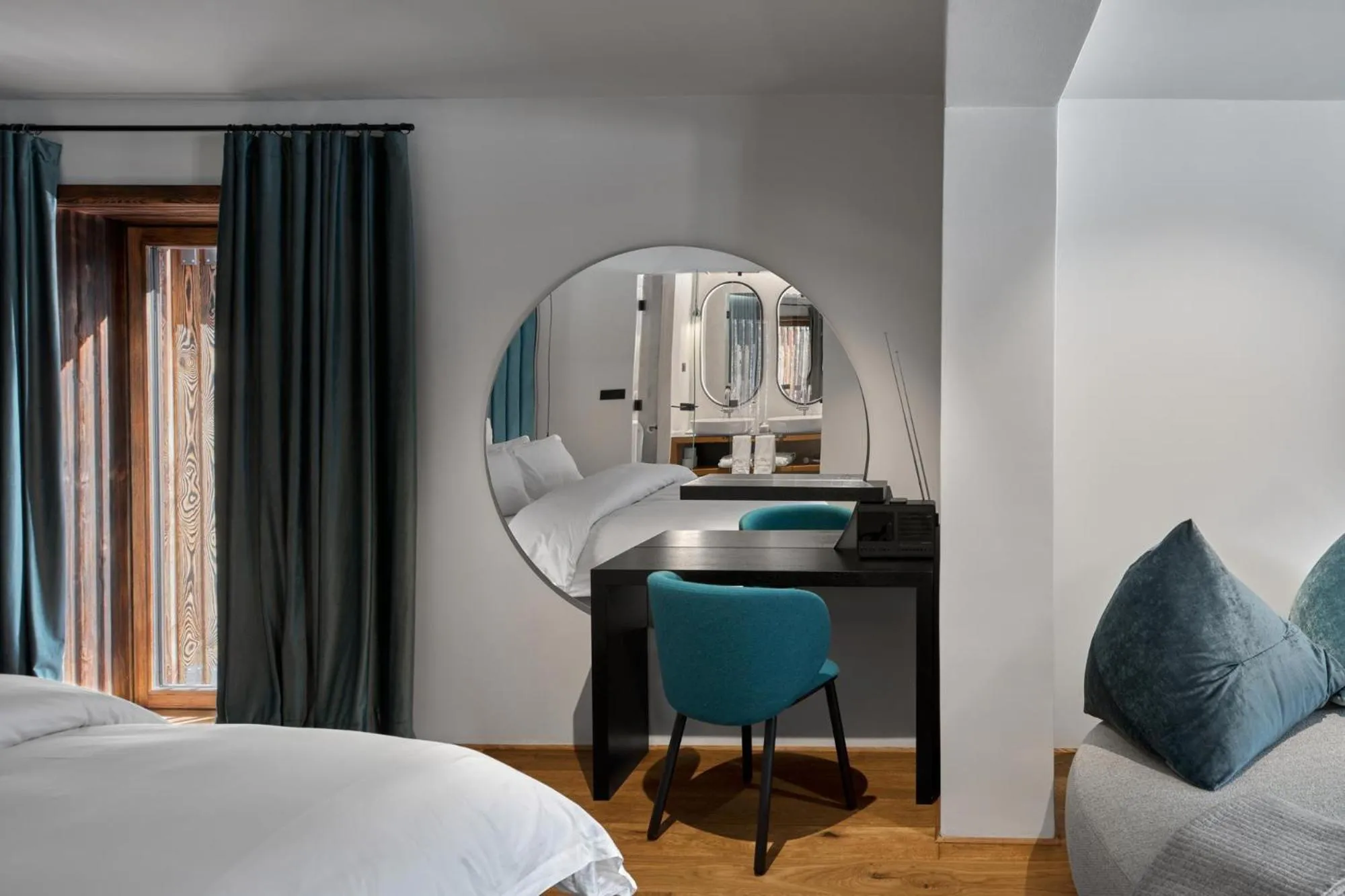 Seating area, Bed in Milka Boutique Hotel