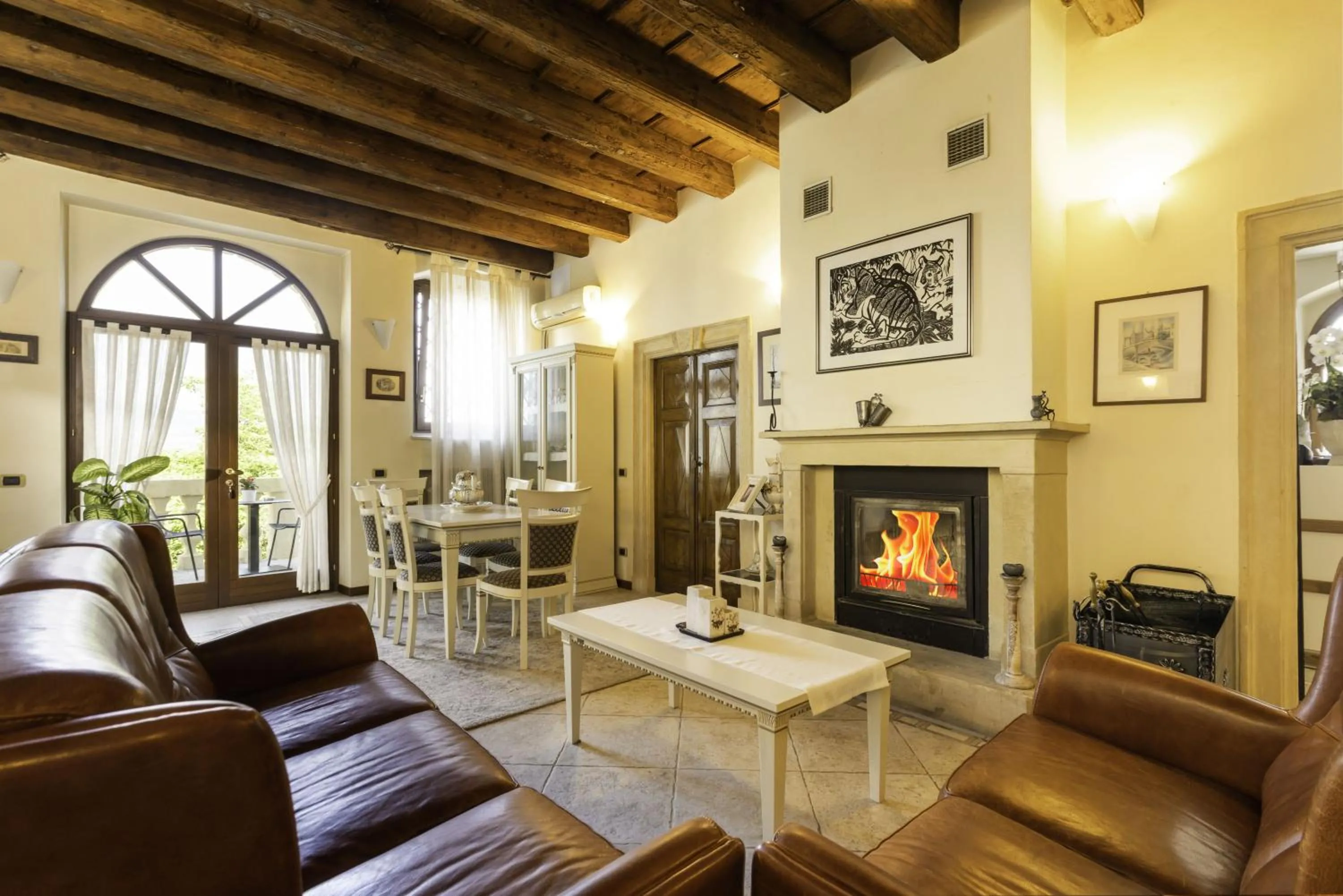 Lobby or reception in Castrum Wine Relais - Albergo Diffuso