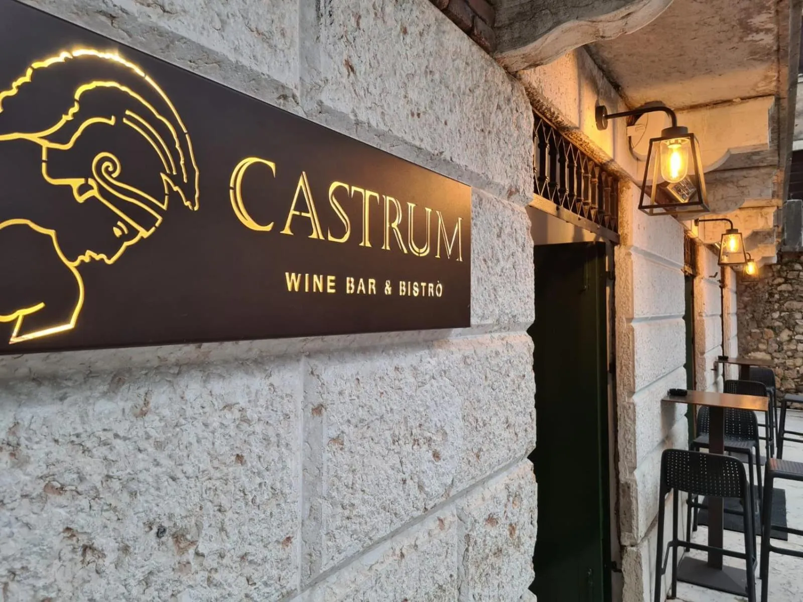 Restaurant/places to eat in Castrum Wine Relais - Albergo Diffuso