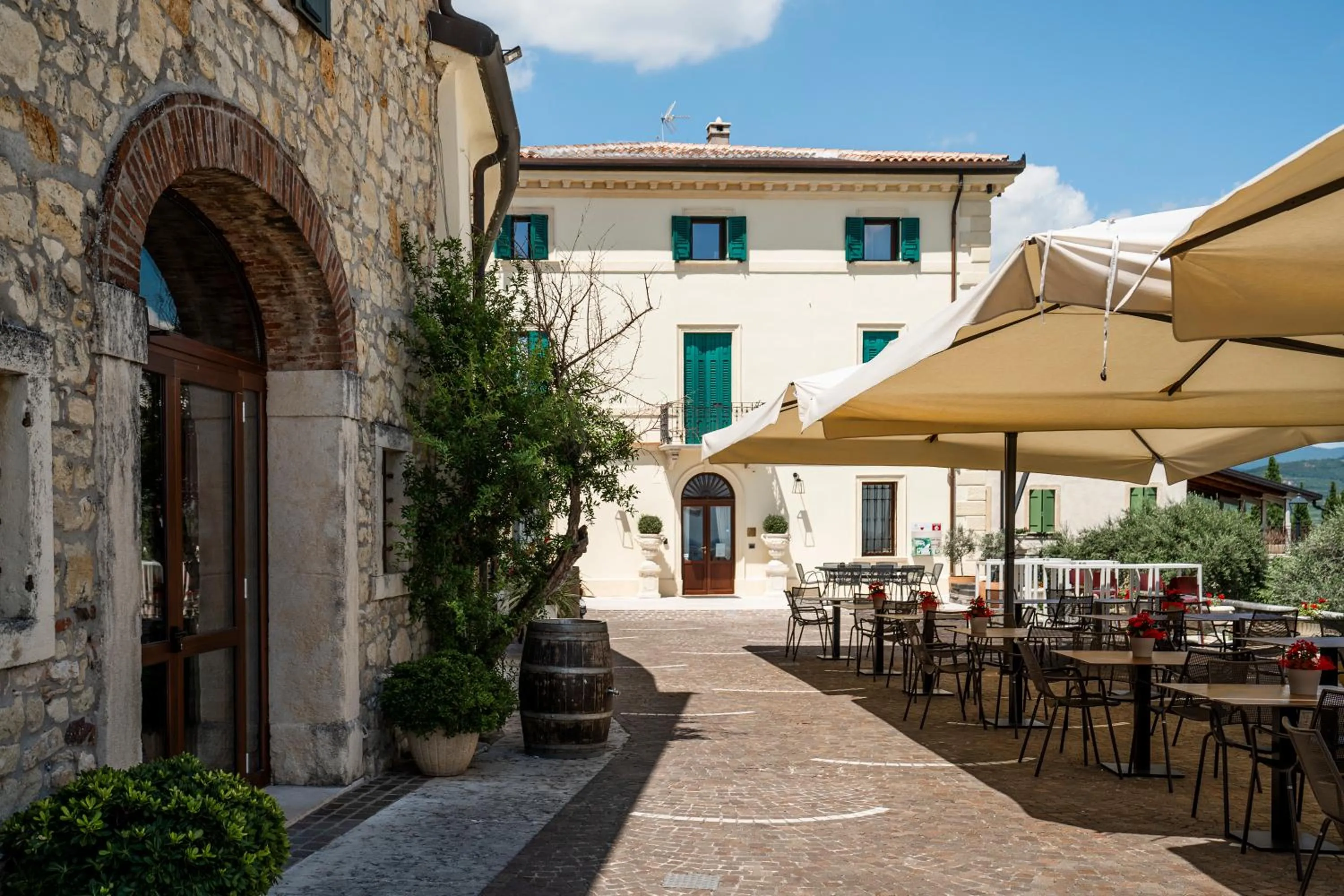 Property building in Castrum Wine Relais - Albergo Diffuso