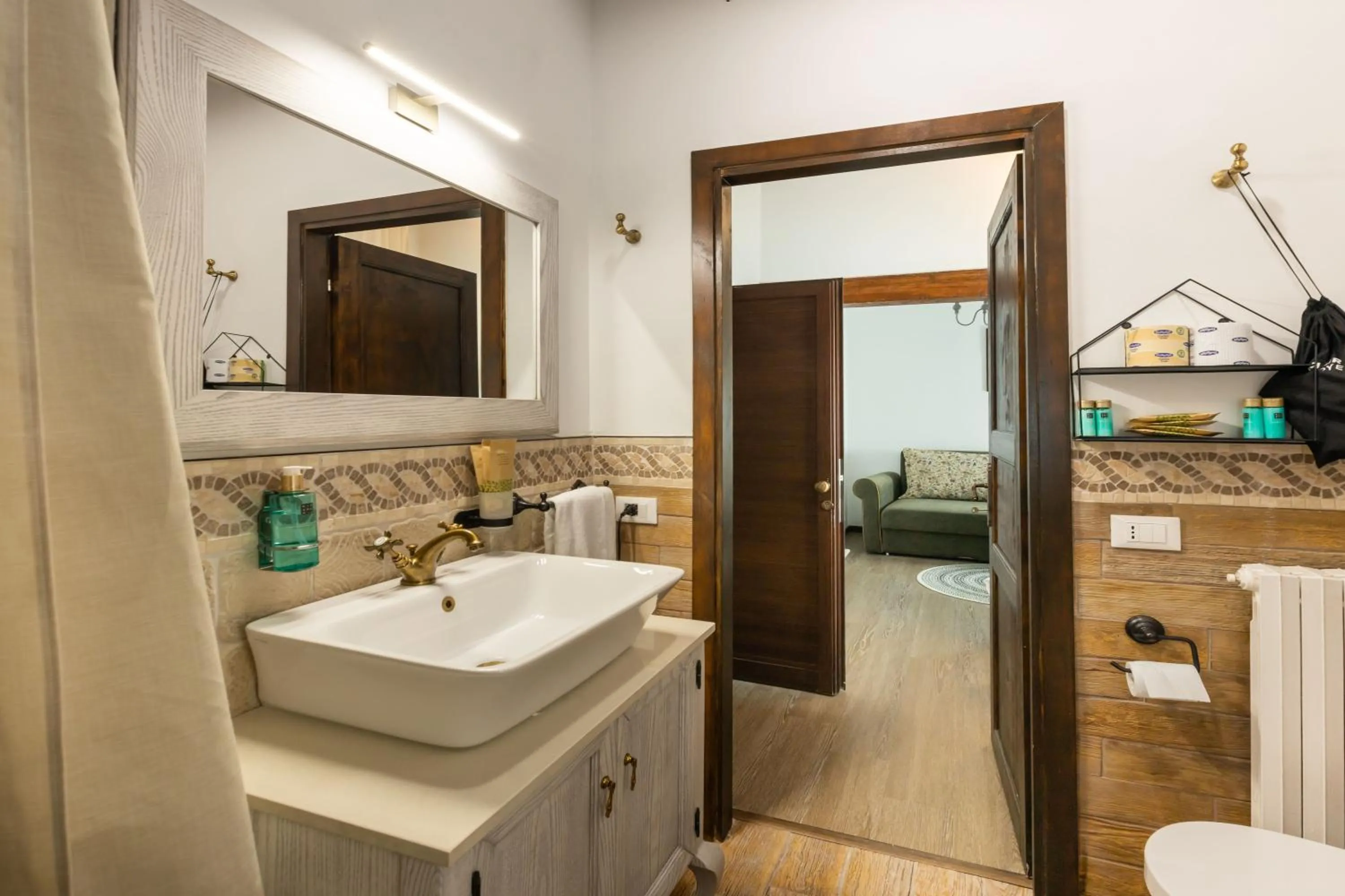 Bathroom in Castrum Wine Relais - Albergo Diffuso
