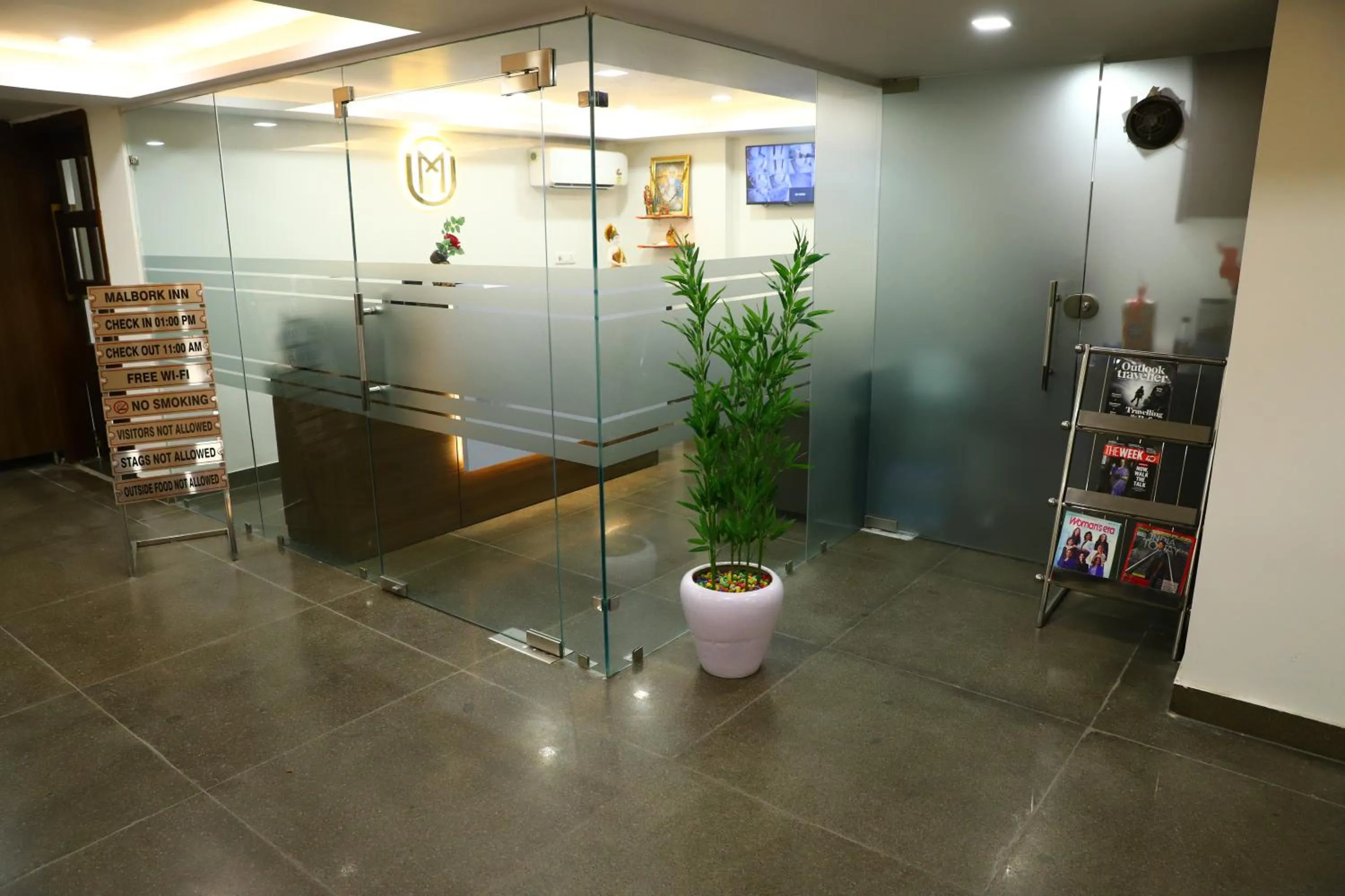 Hotel Malbork Inn Rajouri Garden Delhi - Couple Friendly Local IDs Accepted