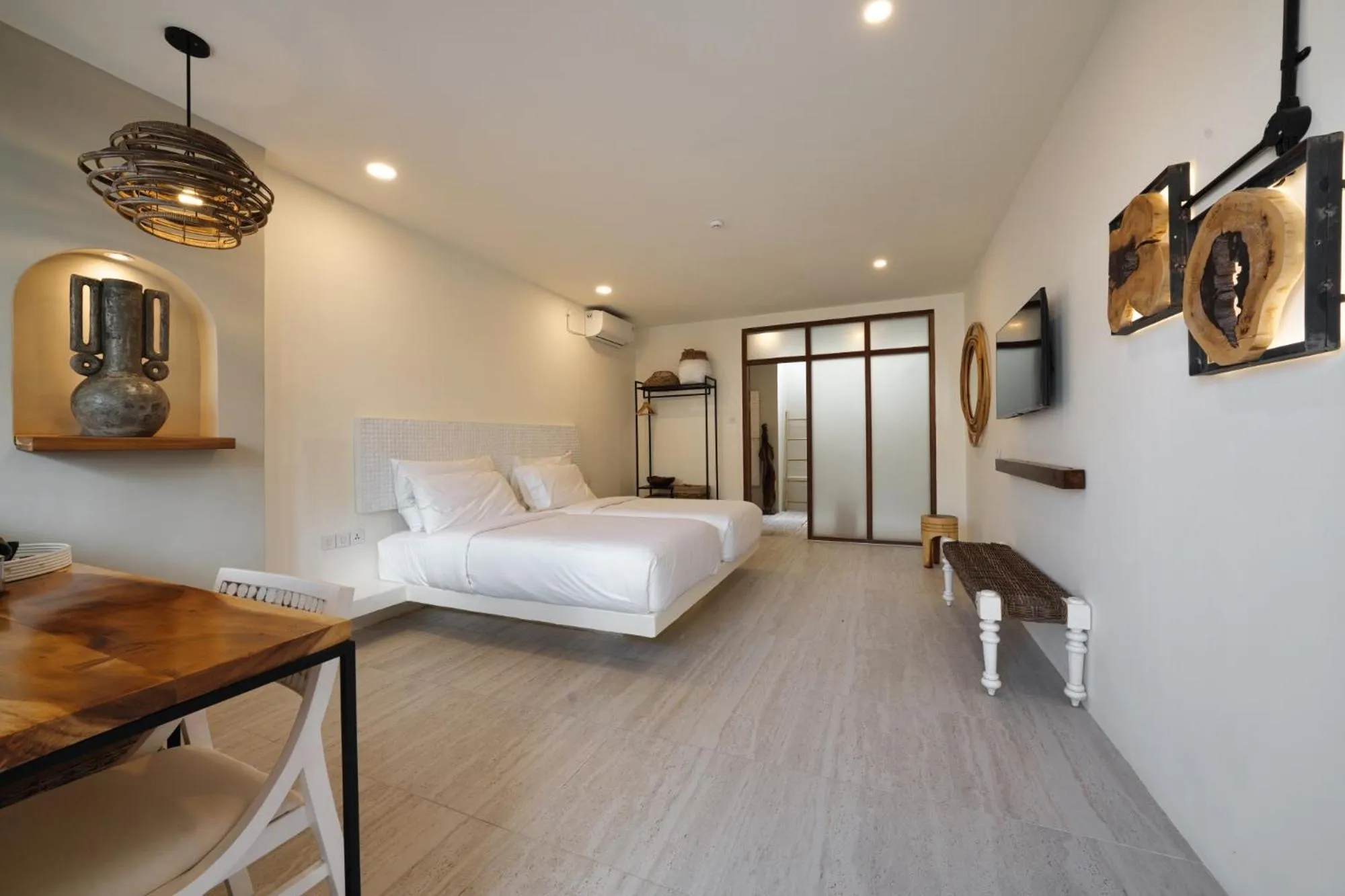 Bedroom, Bed in El Tropico Boutique Hotel