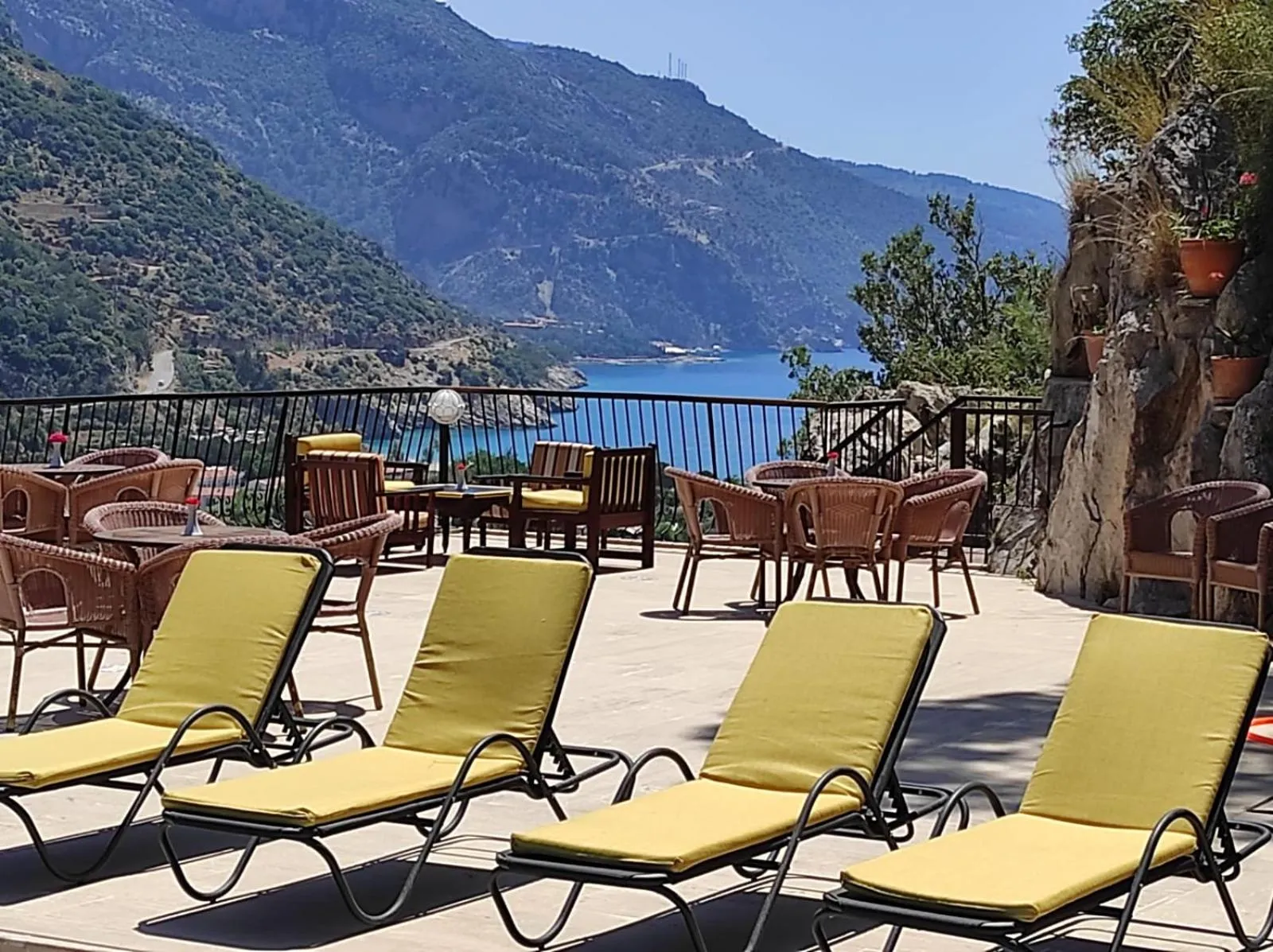 Property building in Belle Vue Ölüdeniz