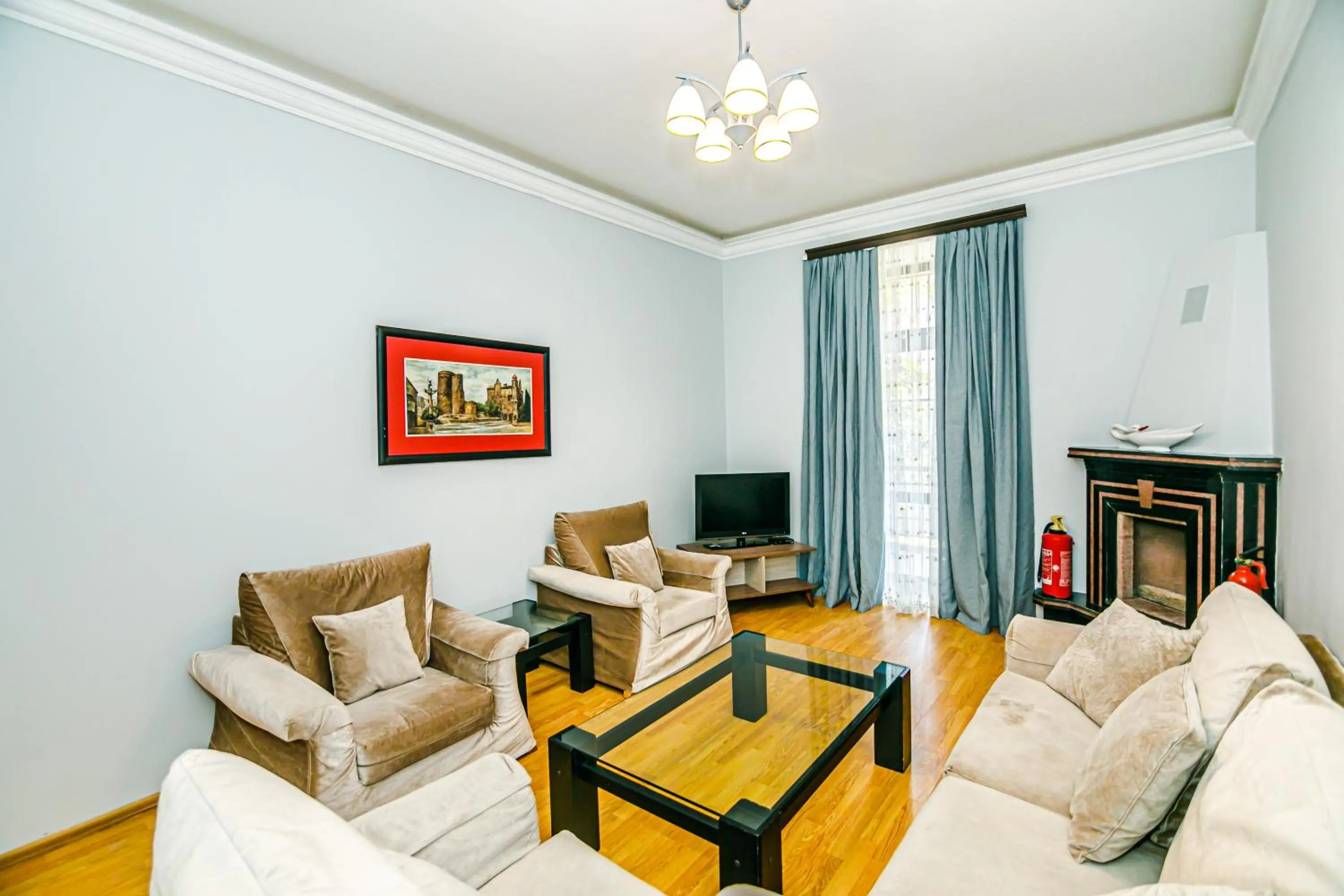 Living room in Azneft Garden Apartment