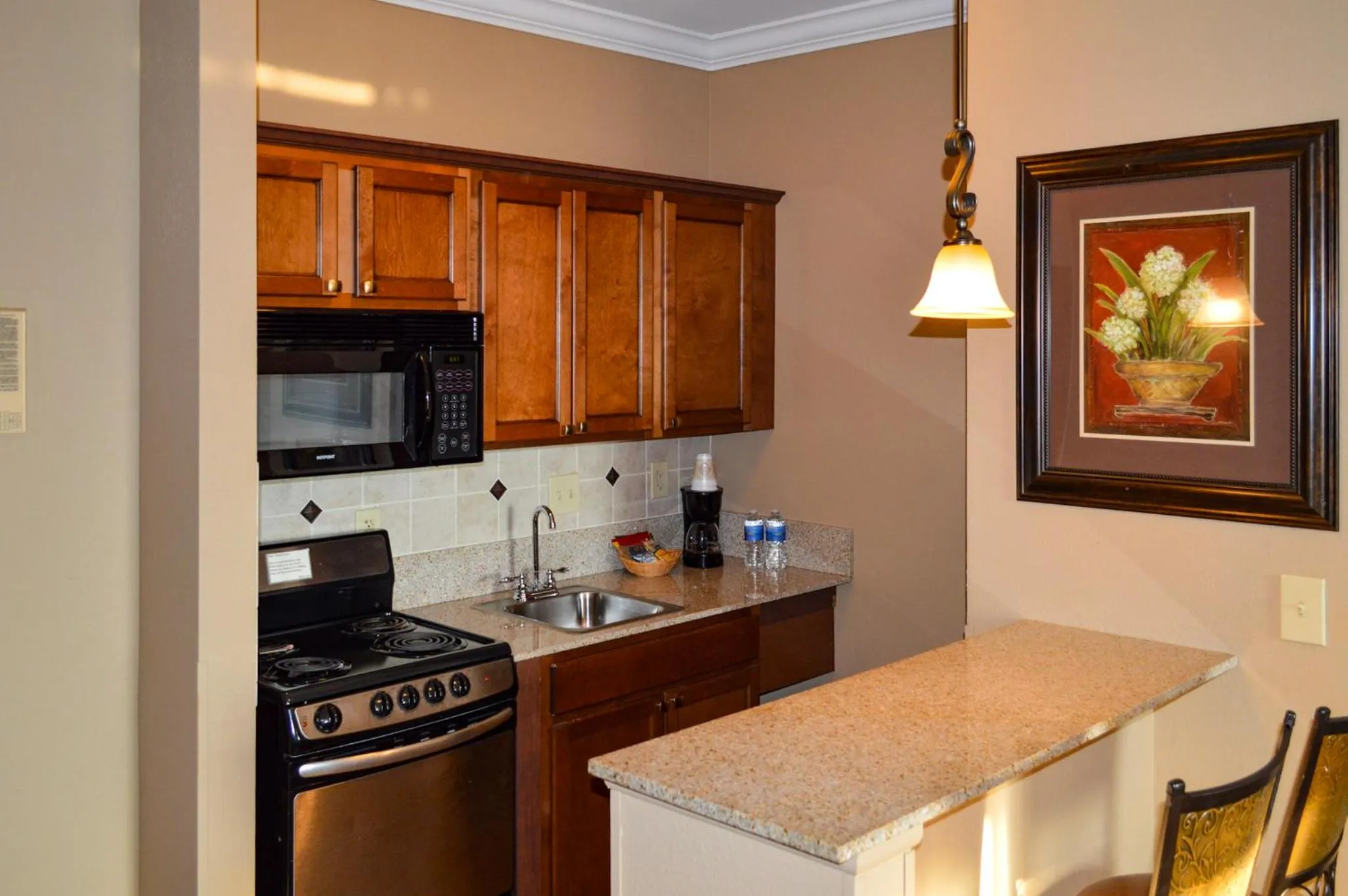 Kitchen or kitchenette in The Lodge at Flat Rock