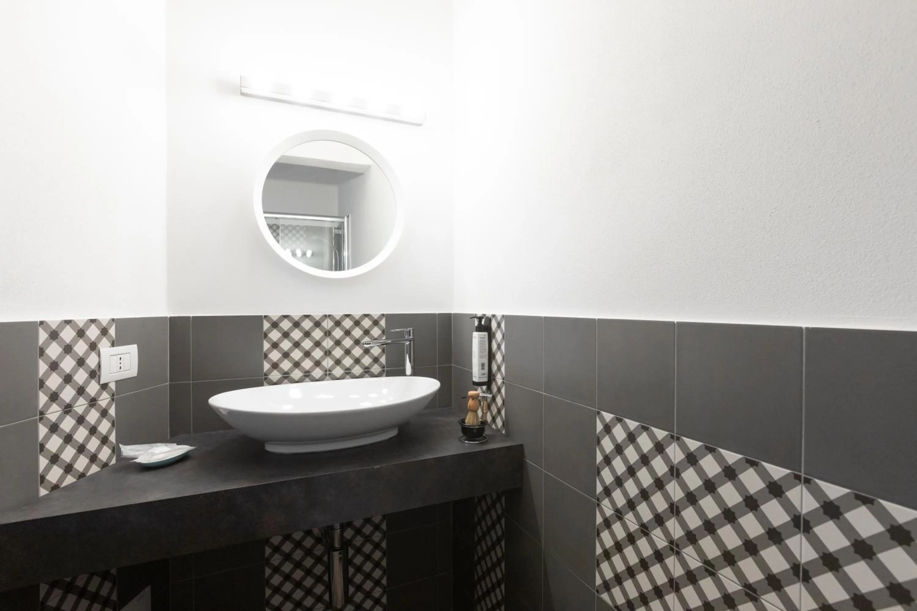 Bathroom in Hotel Miceli - Civico 50