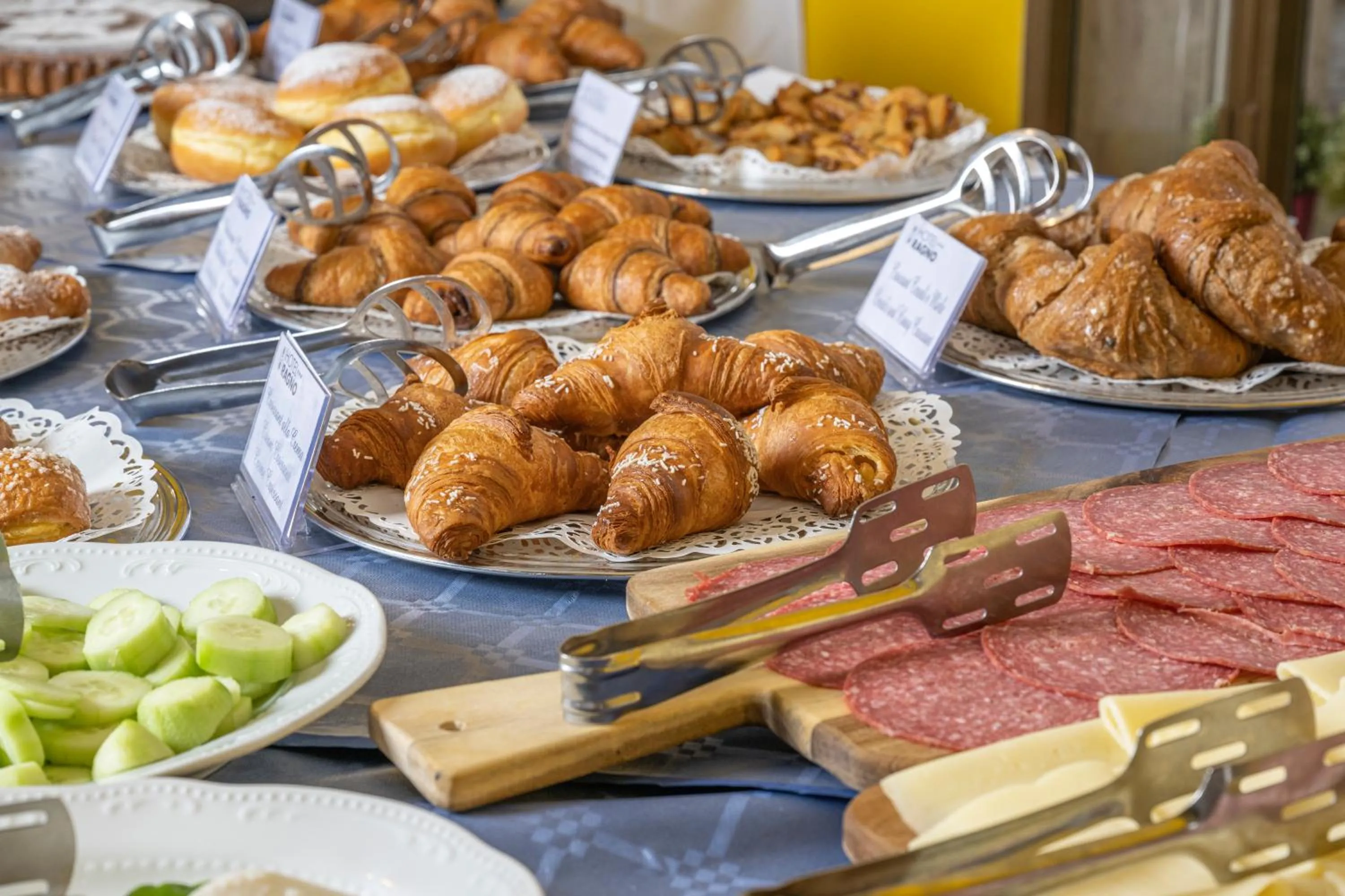 Food and drinks in Hotel Ragno