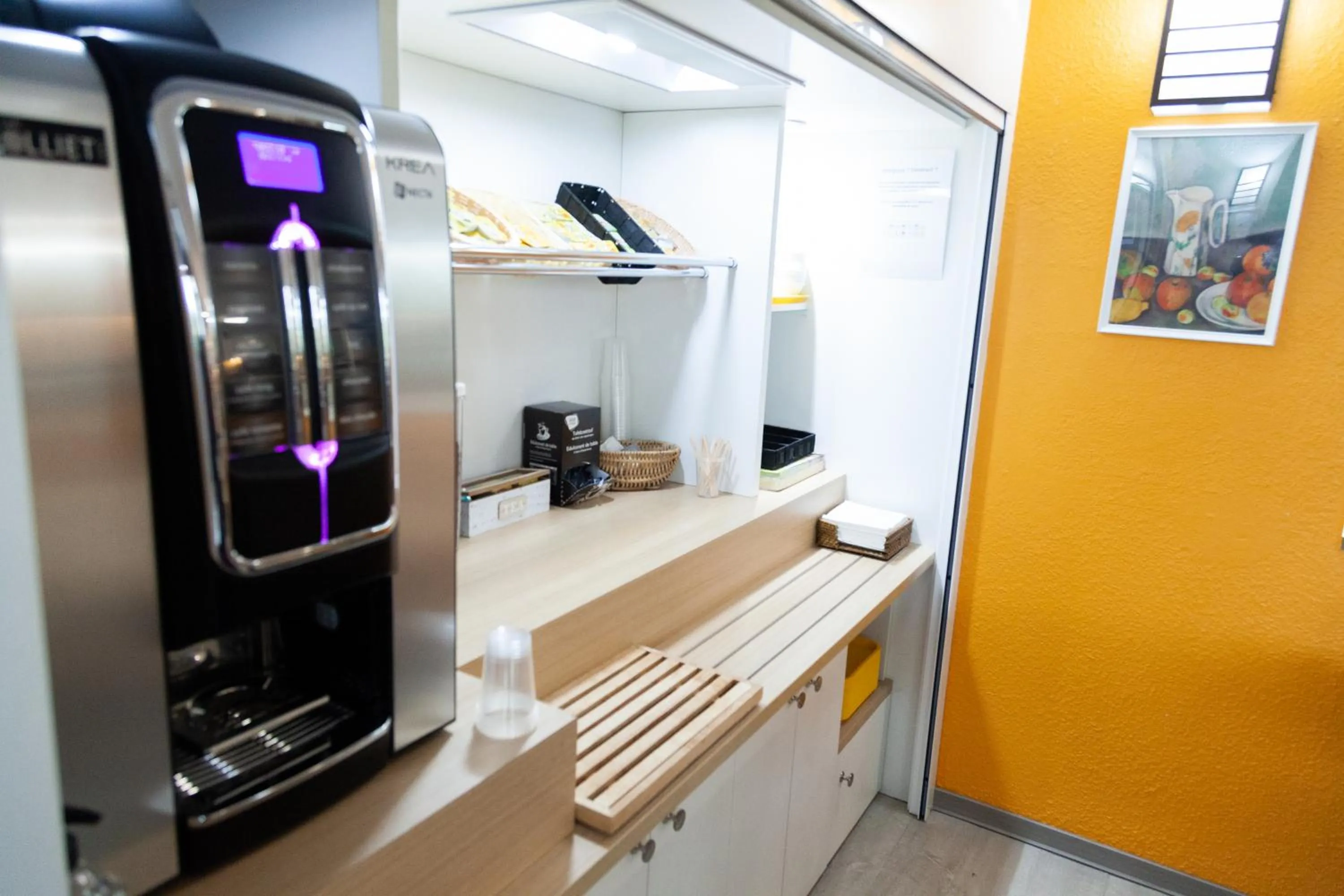 Buffet breakfast in Class'Eco Namur