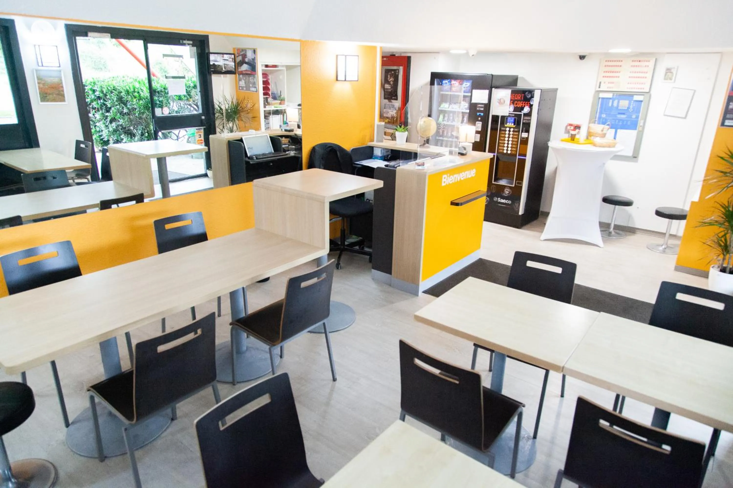 Lobby or reception in Class'Eco Namur