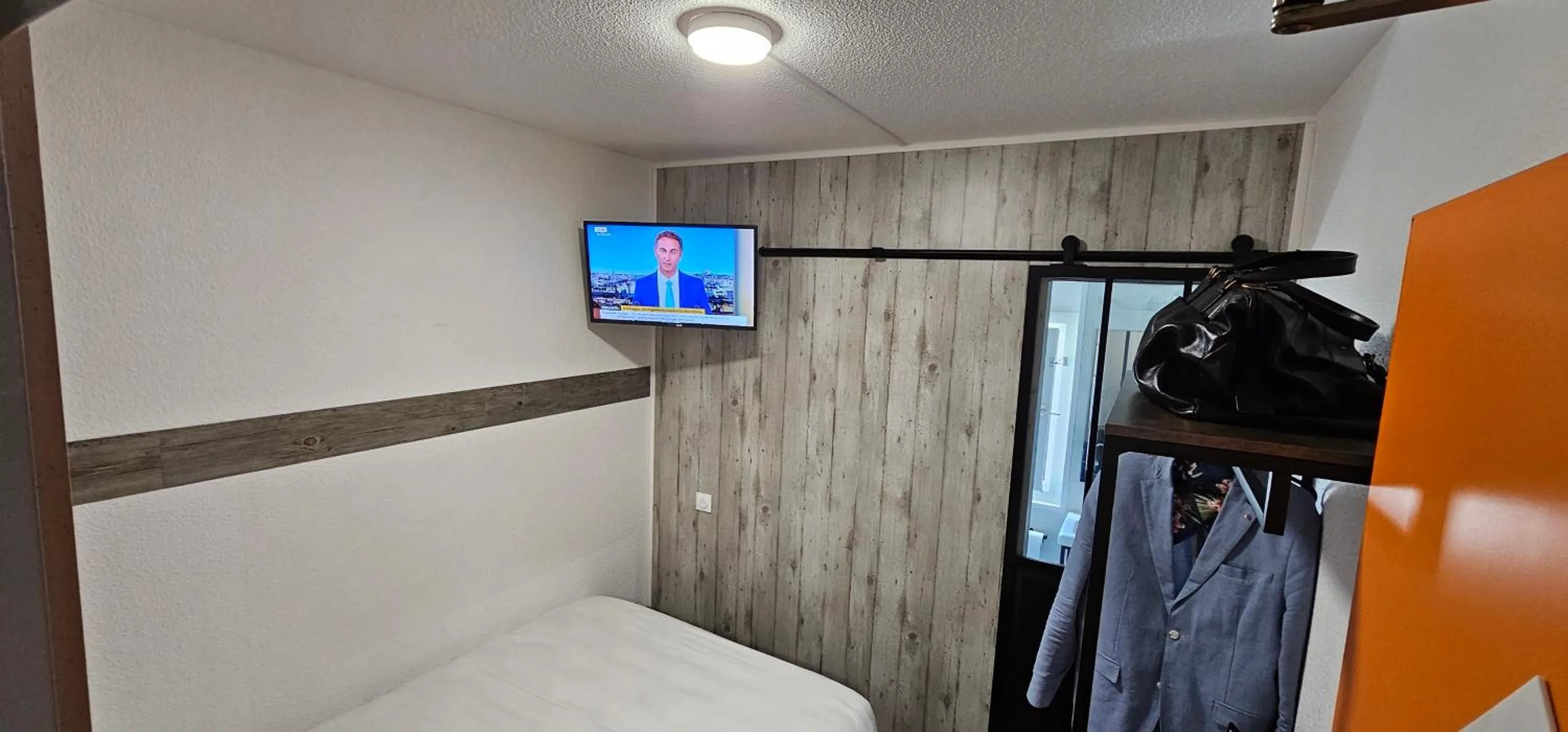 Bed in Class'Eco Namur