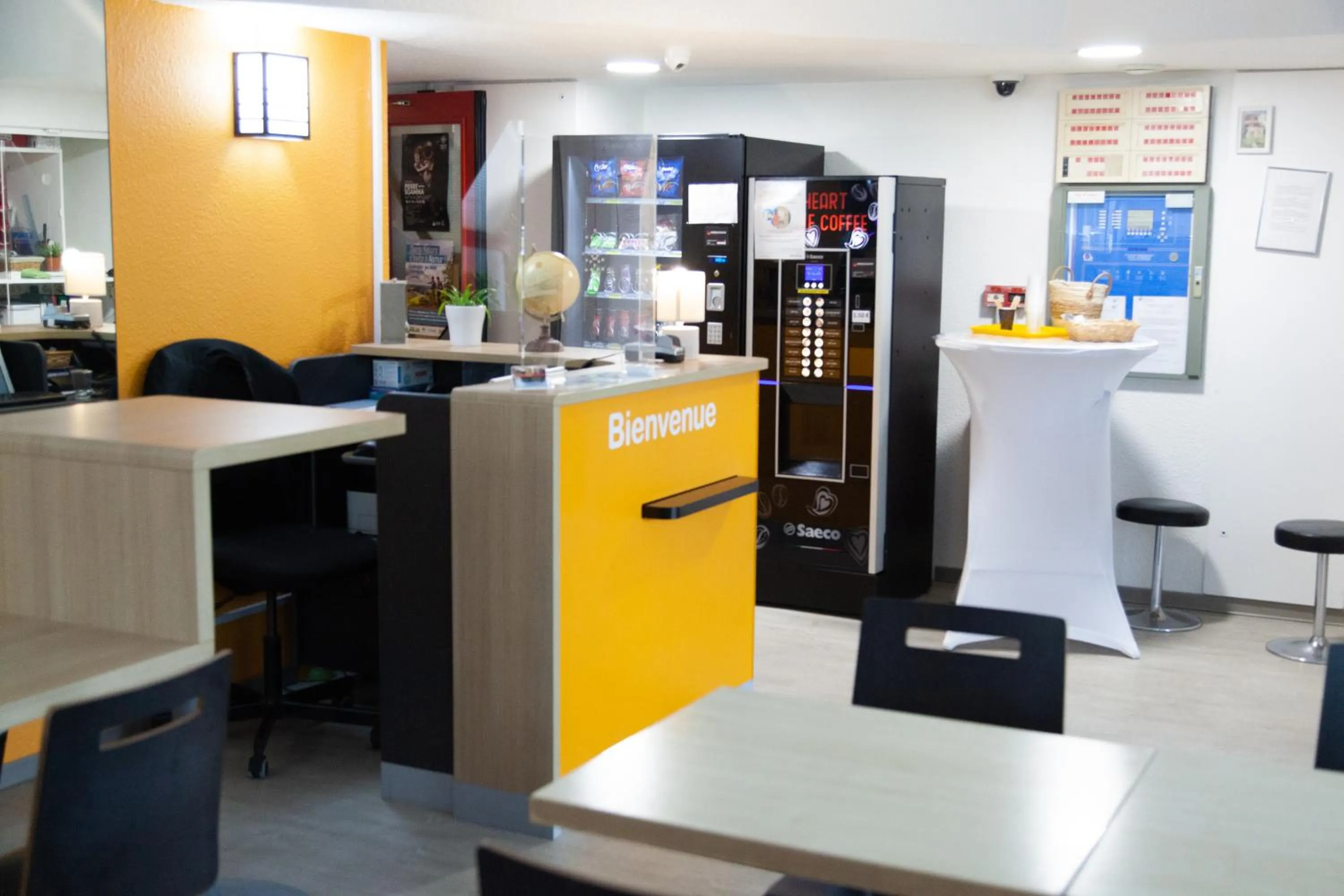 Lobby or reception in Class'Eco Namur