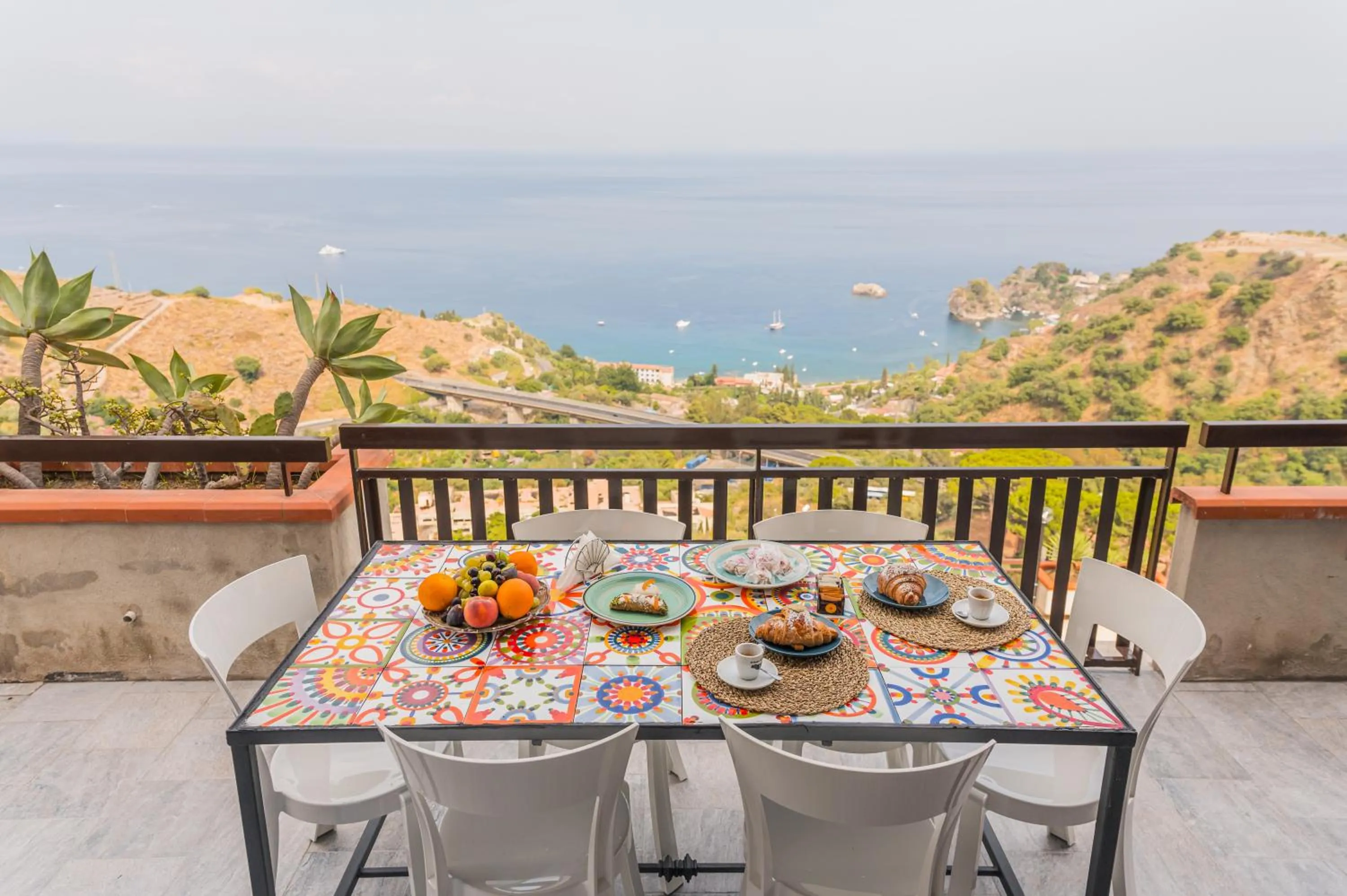 Balcony/Terrace in Blue Marine Taormina