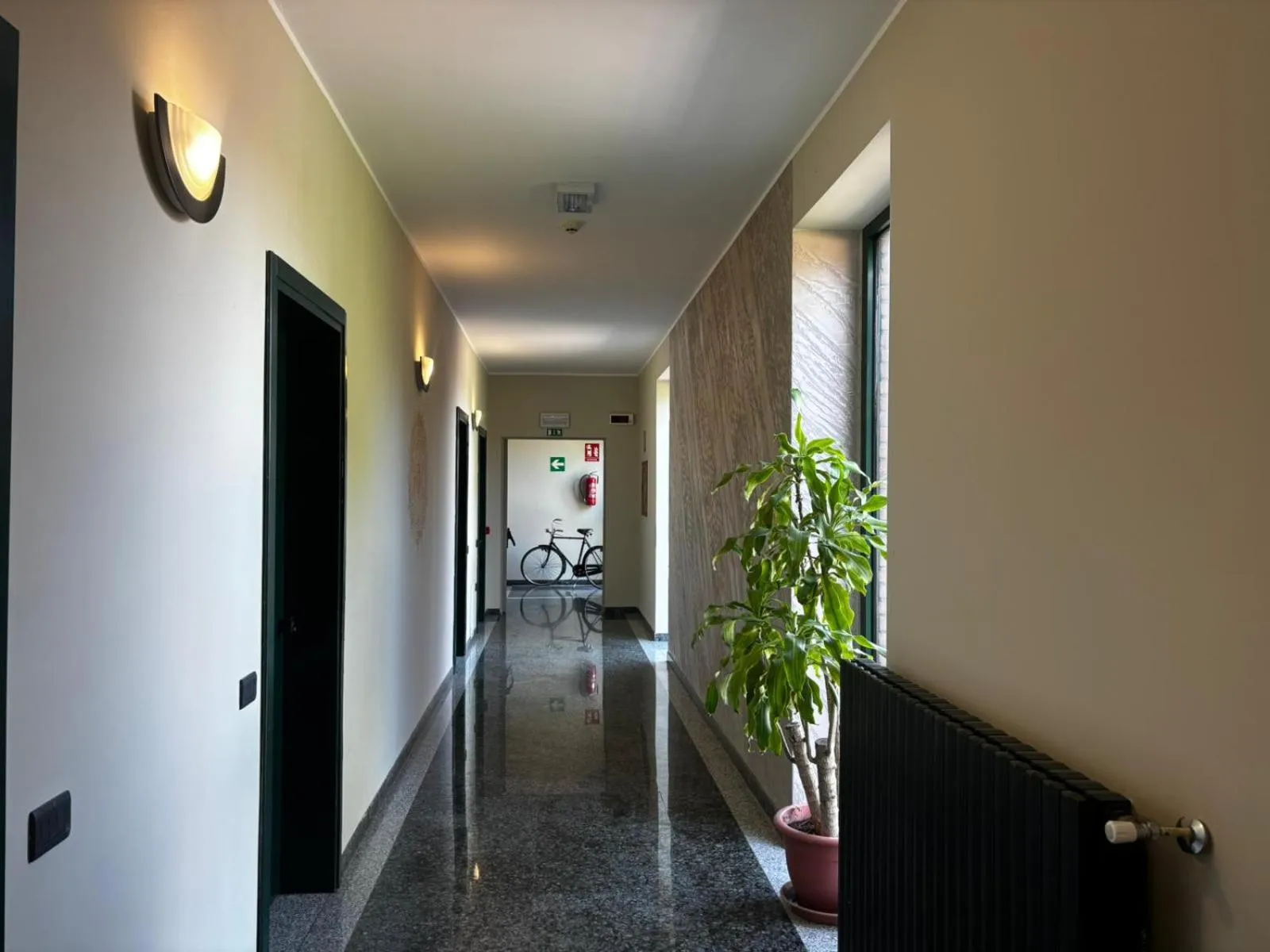 Inner courtyard view in Da Mariuccia