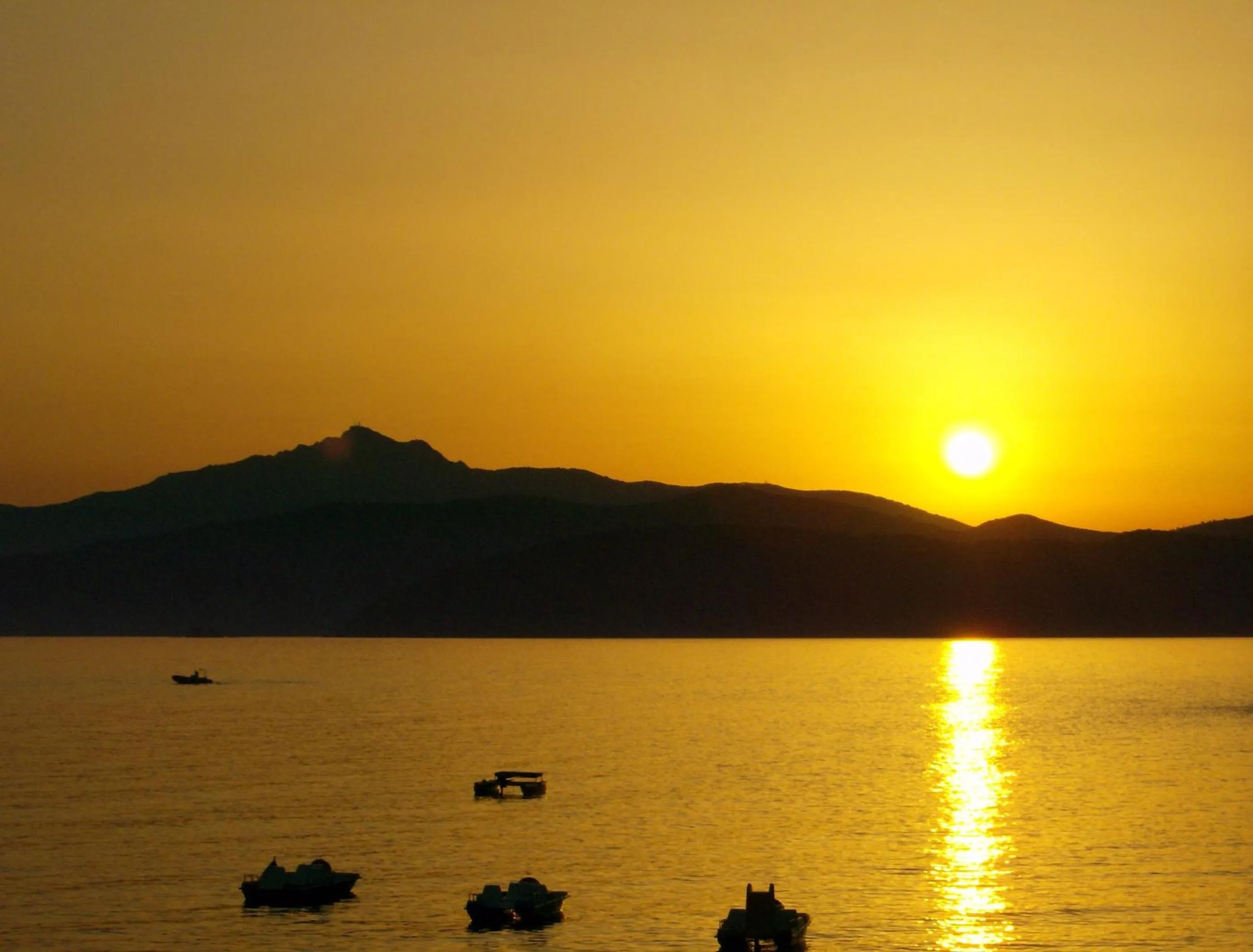 Natural landscape in Residential Hotel Villaggio Innamorata