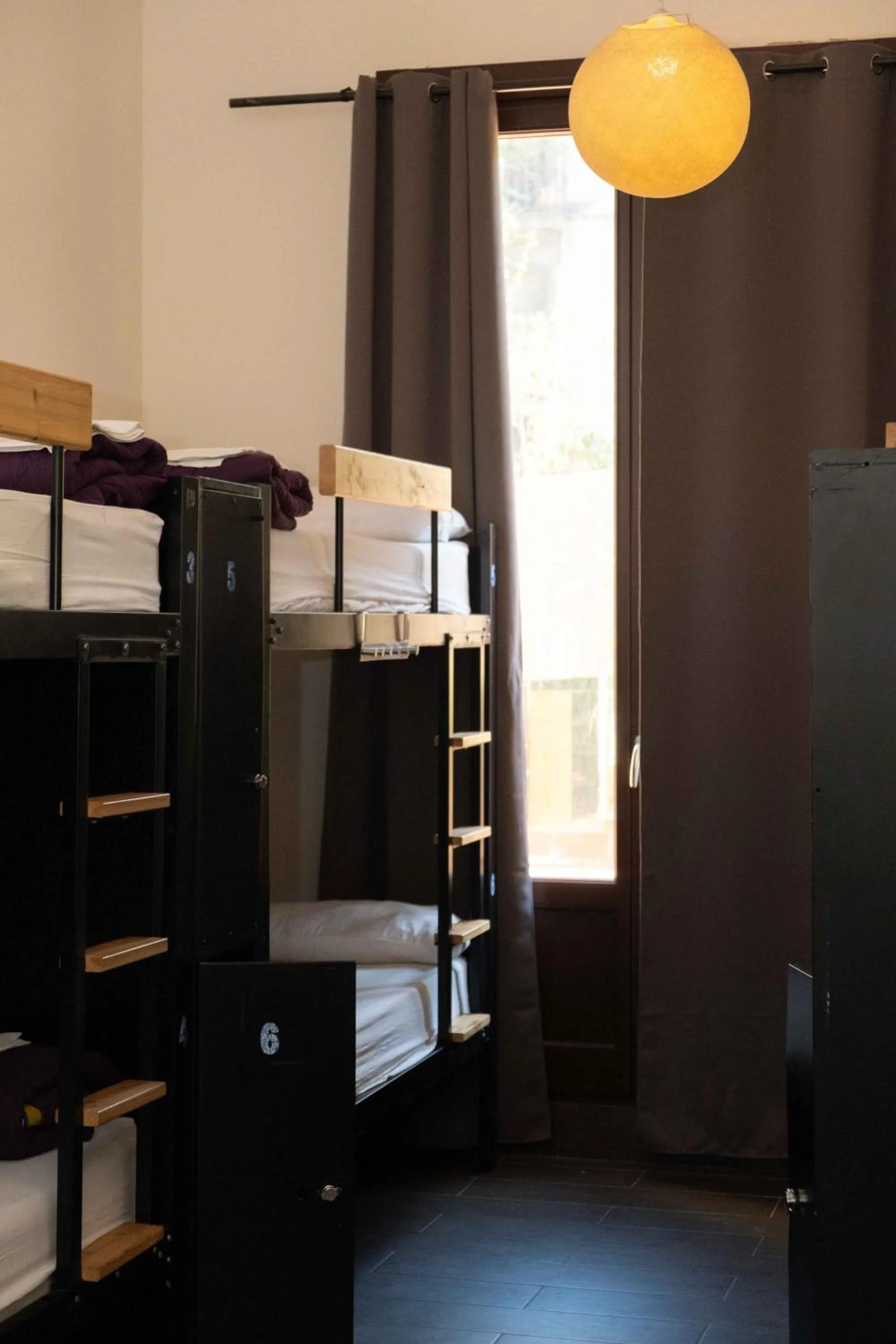 Bedroom, Bed in 360 Hostel Borne