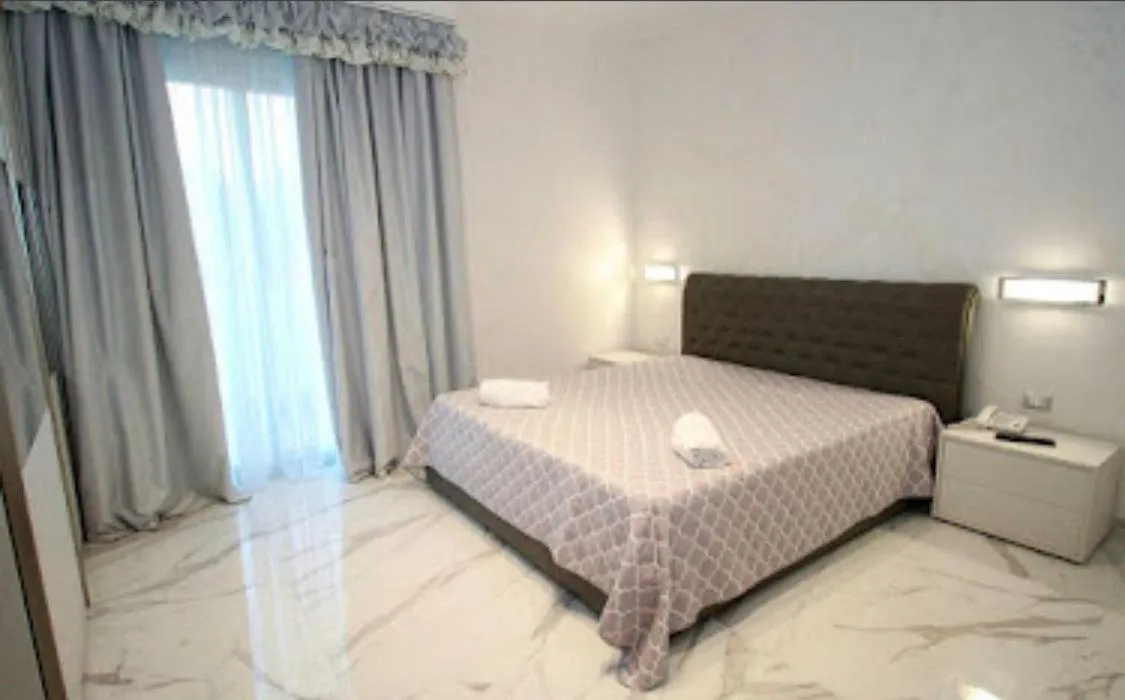 Bedroom, Bed in Hotel Presidente