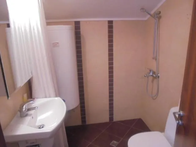 Winslow Infinity Aparthotel