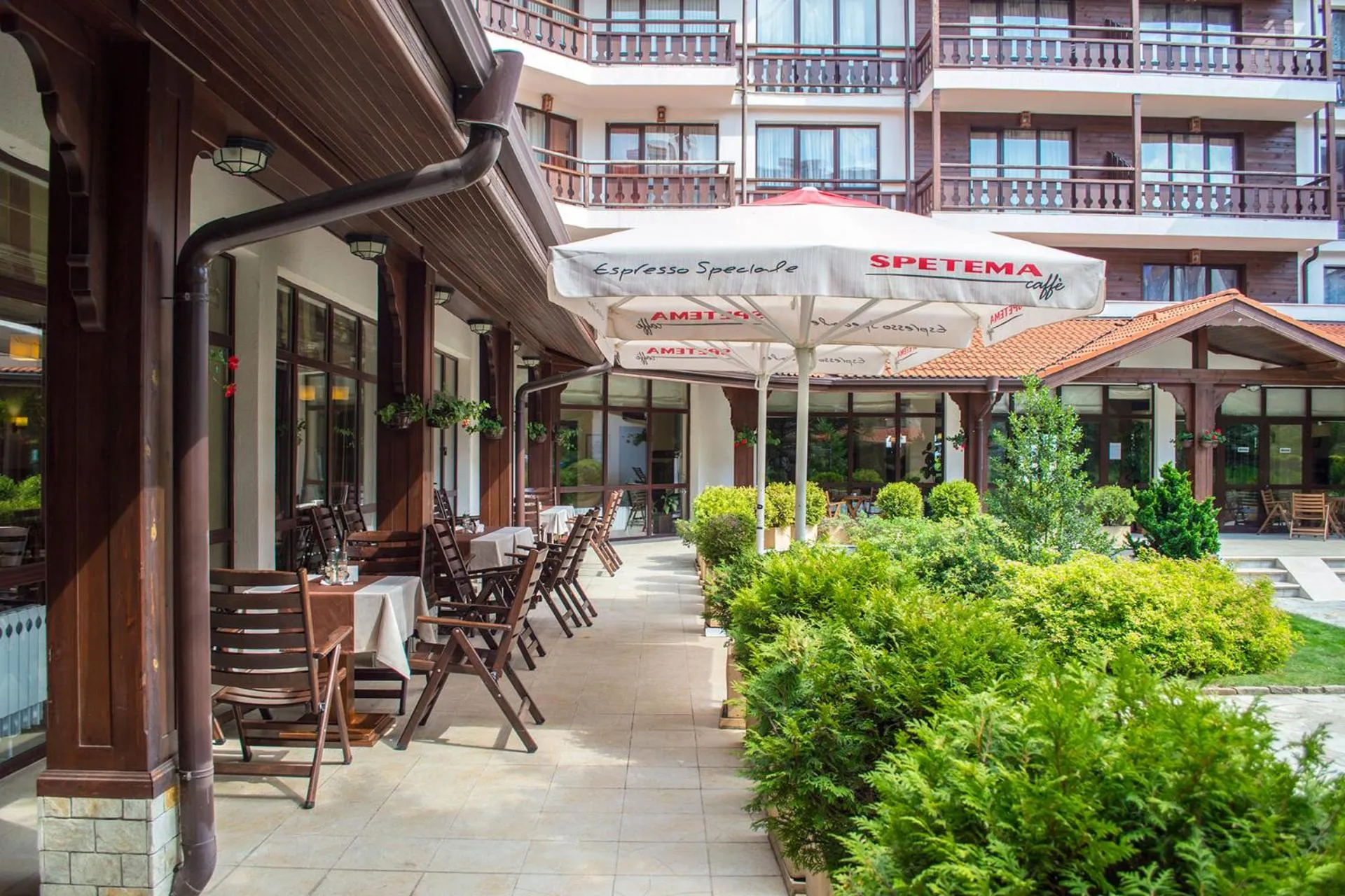 Winslow Infinity Aparthotel