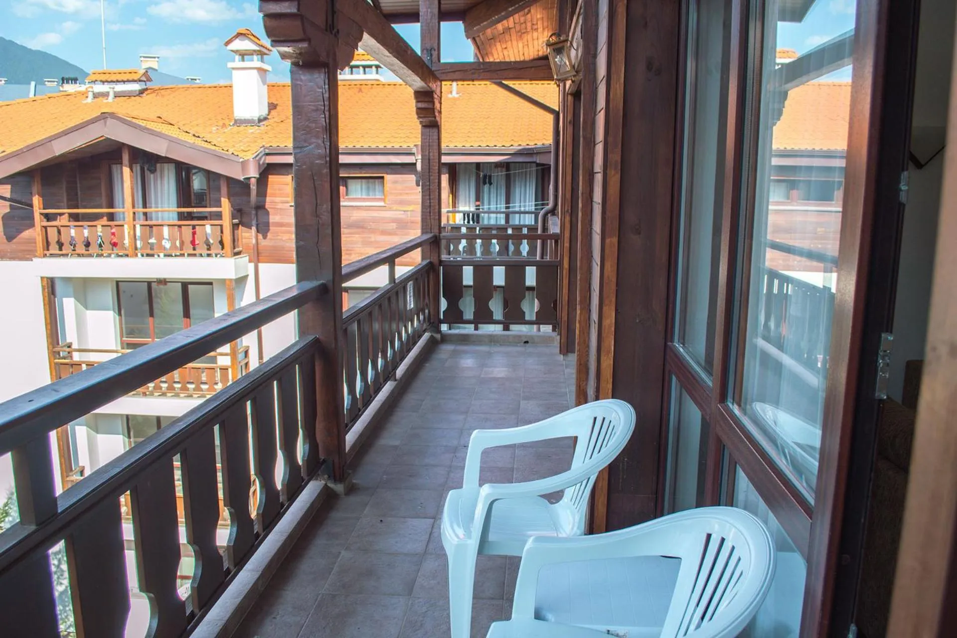 Winslow Infinity Aparthotel