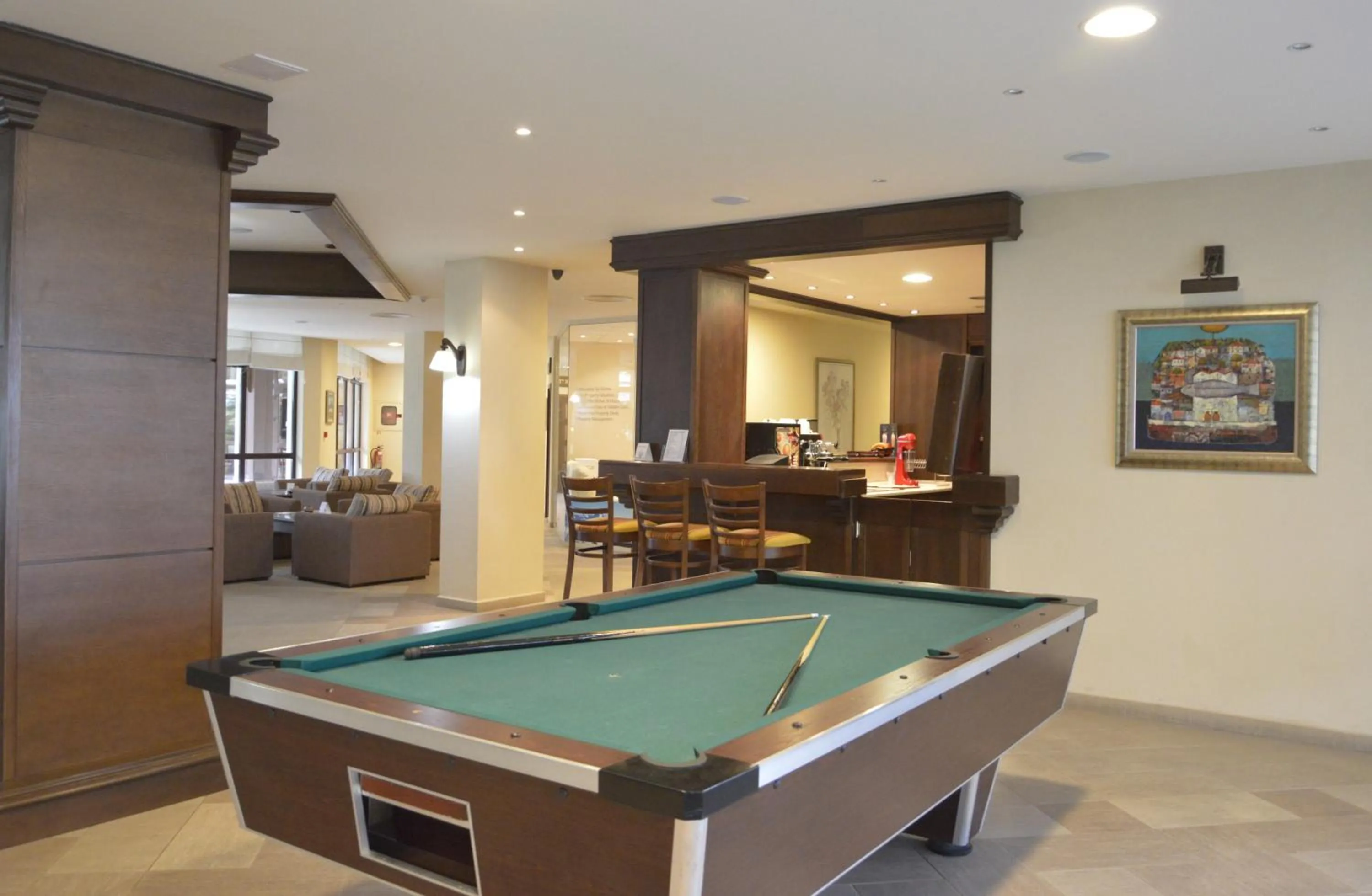 Billiard in Winslow Infinity Aparthotel
