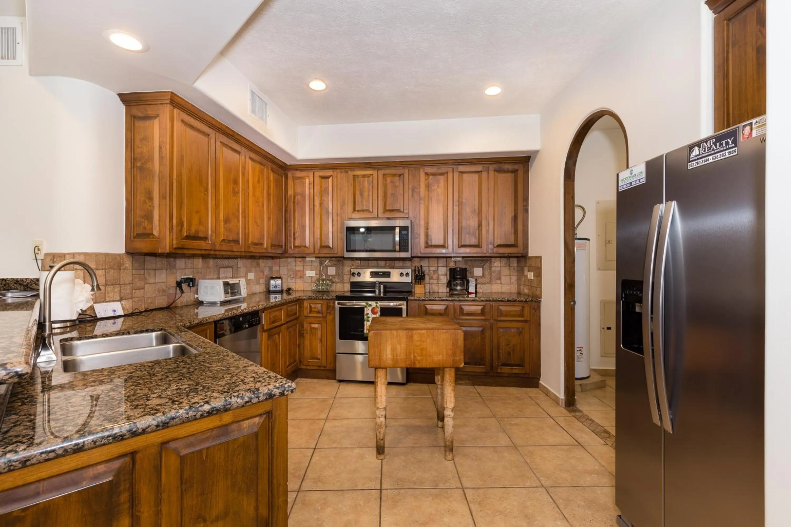 Kitchen or kitchenette in Bella Sirena 601-B -Stylish Condo in Oceanfront Resort