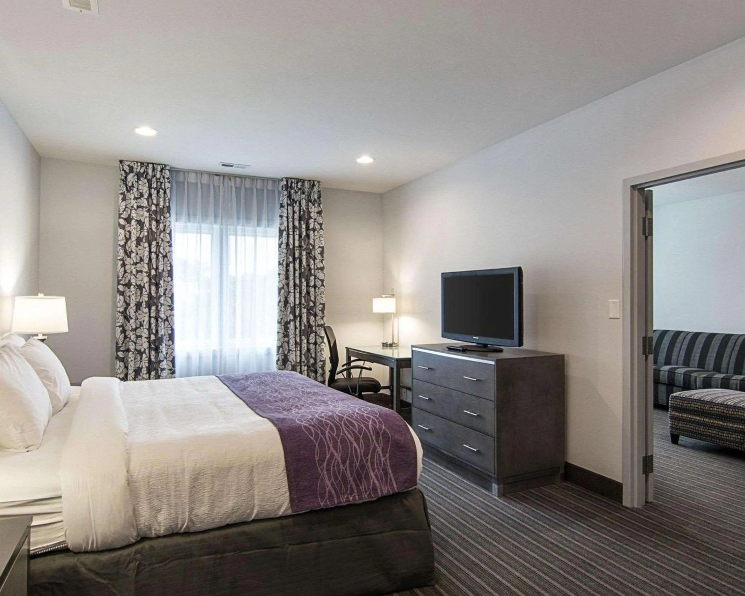 Bedroom, Bed in Comfort Inn Williamsburg Gateway