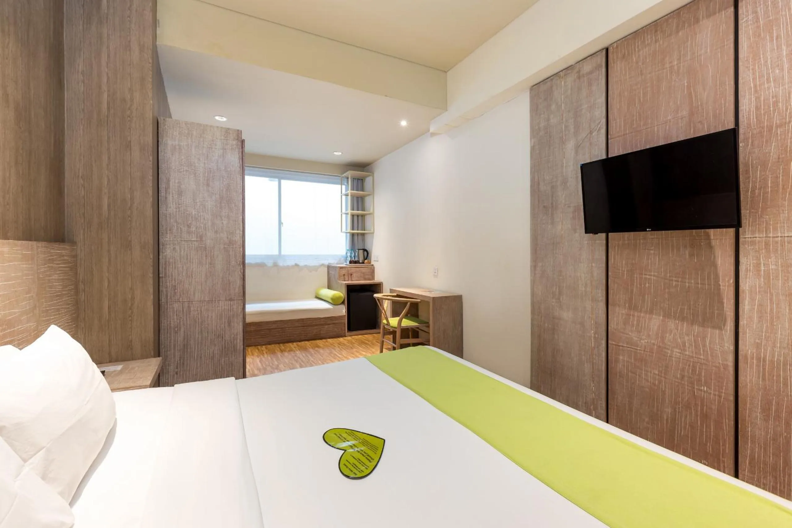 Bedroom, Bed in Boss Legian Hotel Powered by Archipelago