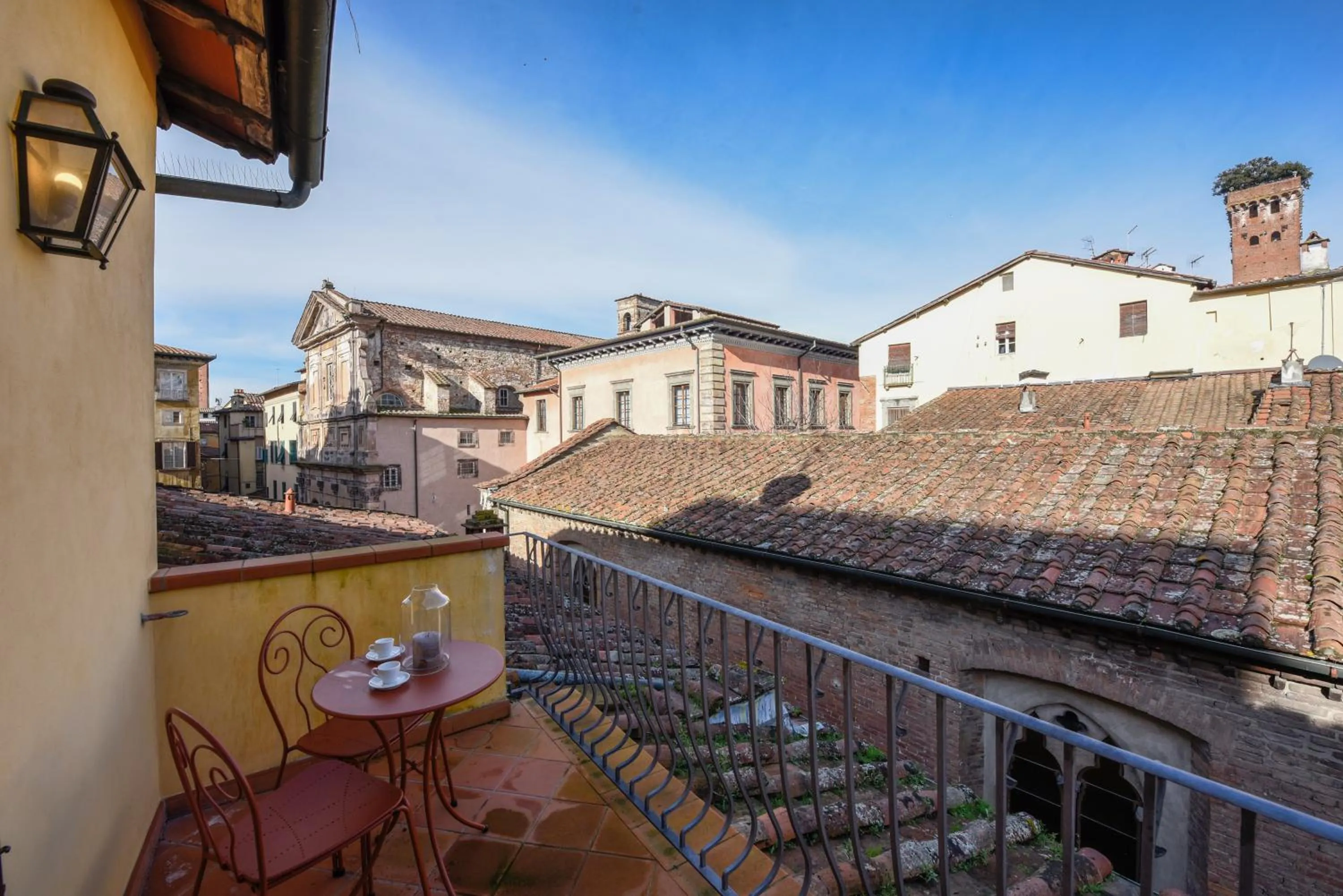 Balcony/Terrace in The Tuscanian Hotel