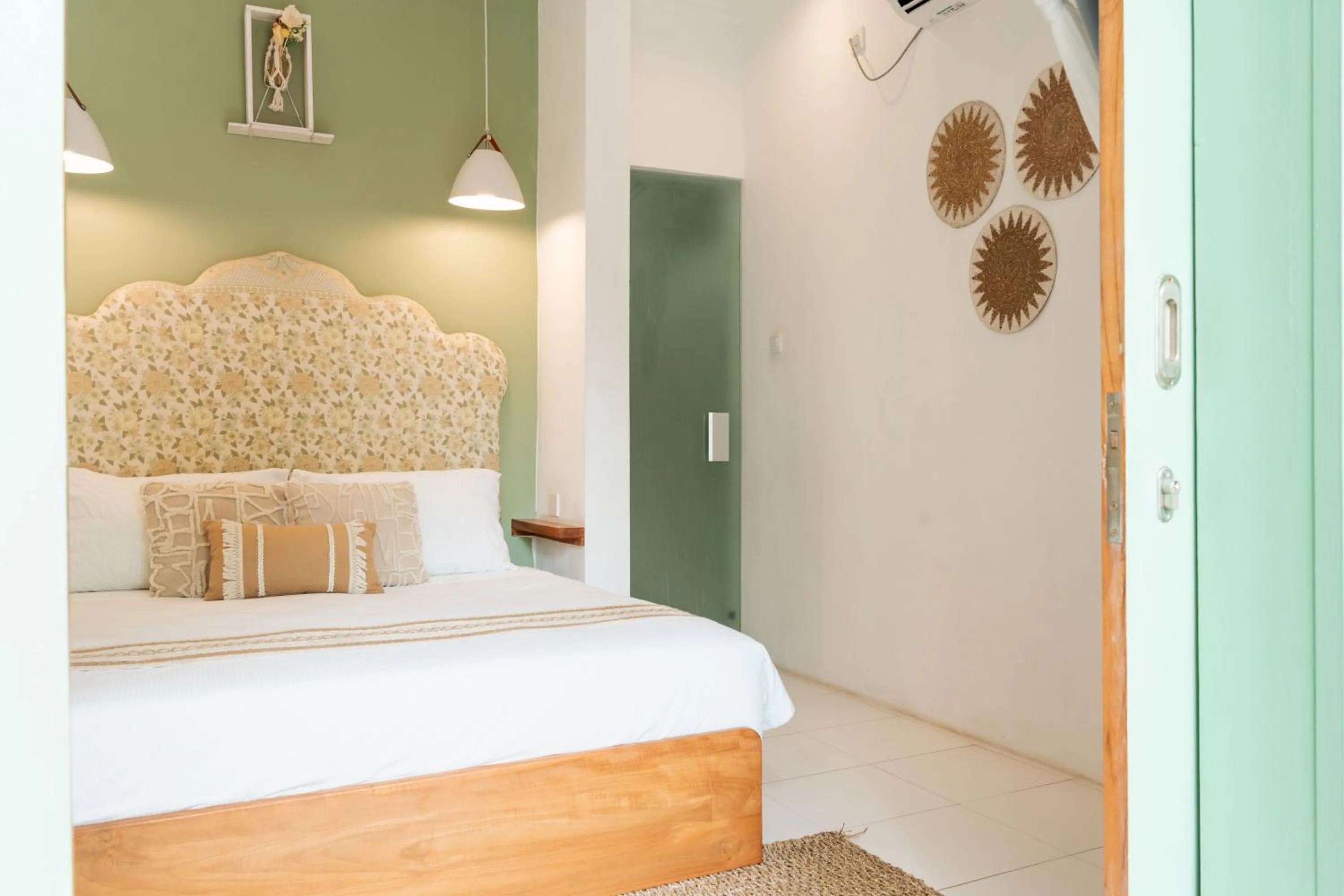 Bedroom, Bed in Naia Lombok