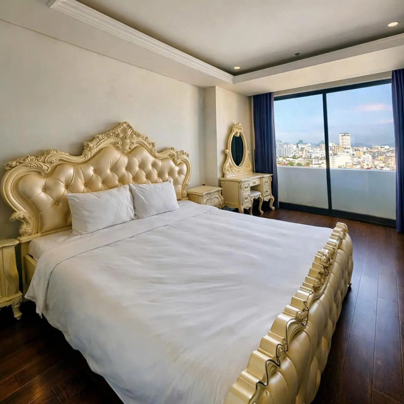 Bedroom, Bed in Century Hotel Da Nang