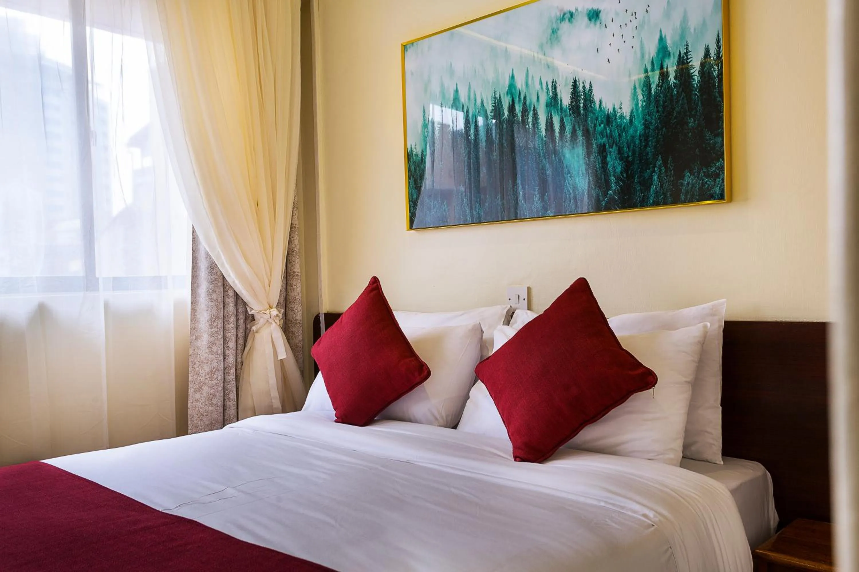 Bed in HOTEL CENTRAL PARK & CONFERENCE CENTRE