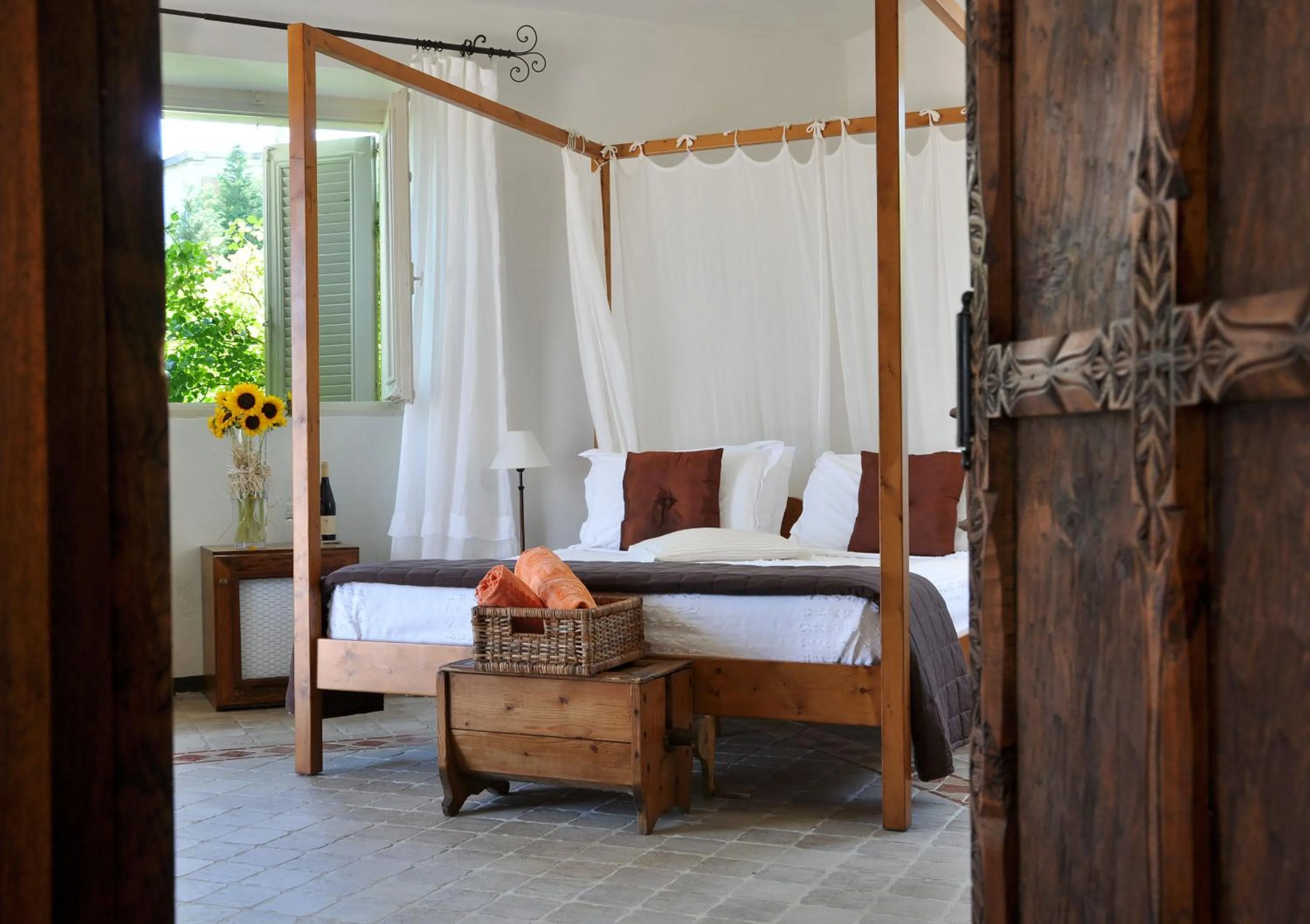 Bed in La Villa Hotel
