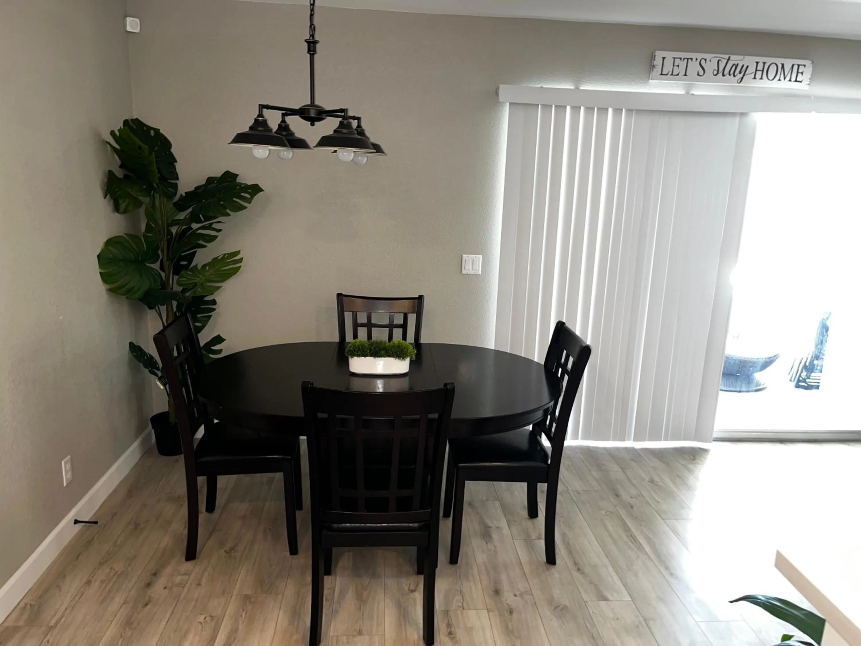 Dining area in SU CASA ES MI CASA