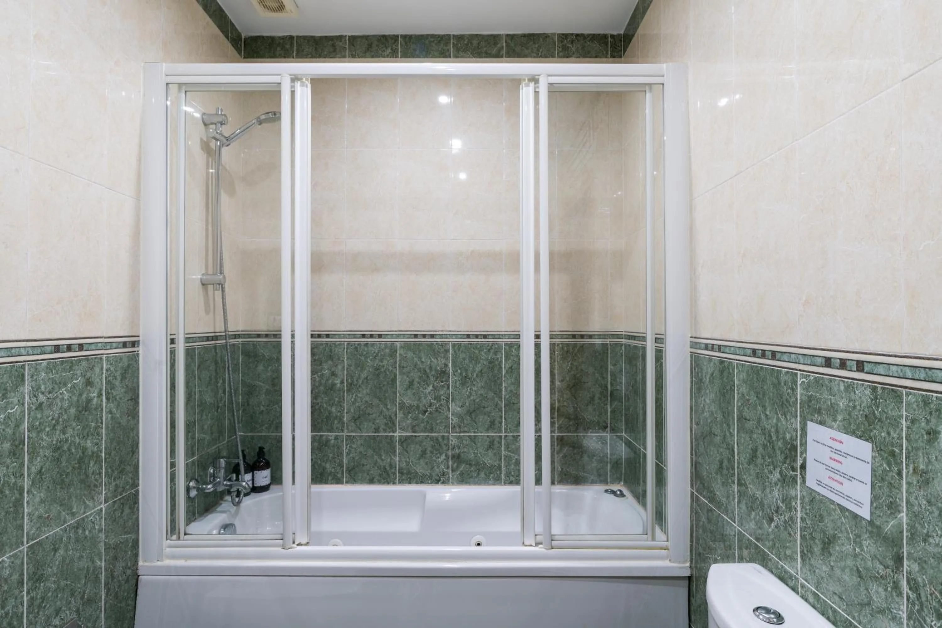 Bathroom in Holi-Rent Salado
