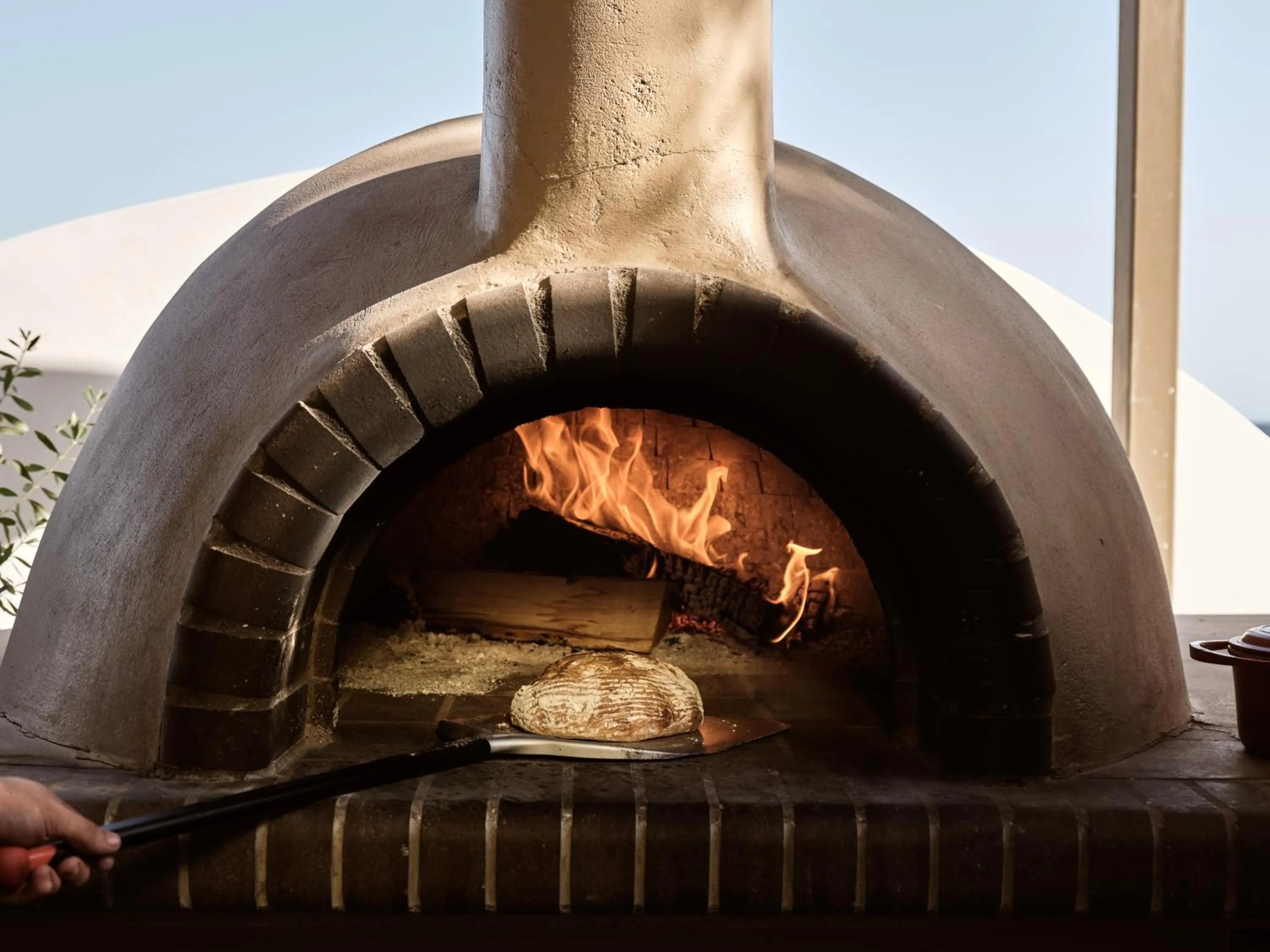 Restaurant/places to eat in Sea Breeze Santorini Beach Resort, Curio By Hilton