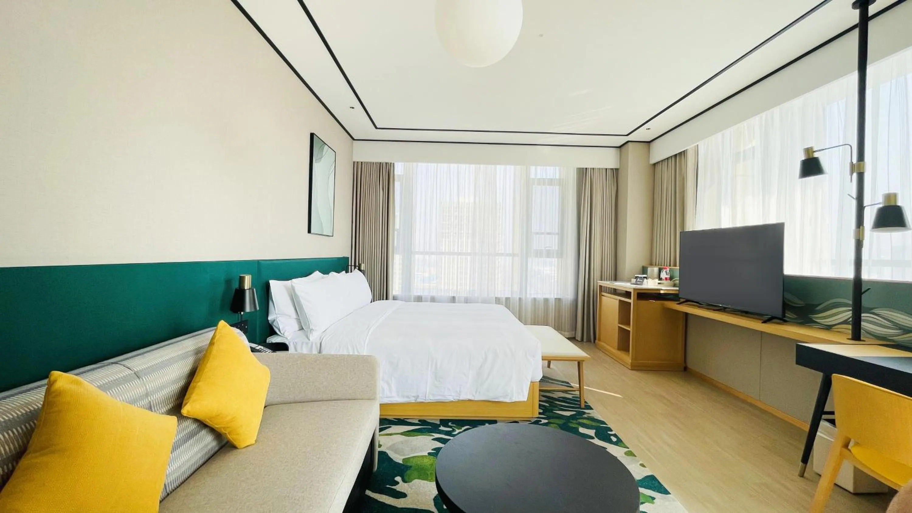 Bedroom, Bed in Hilton Garden Inn Rizhao High-Tech Zone