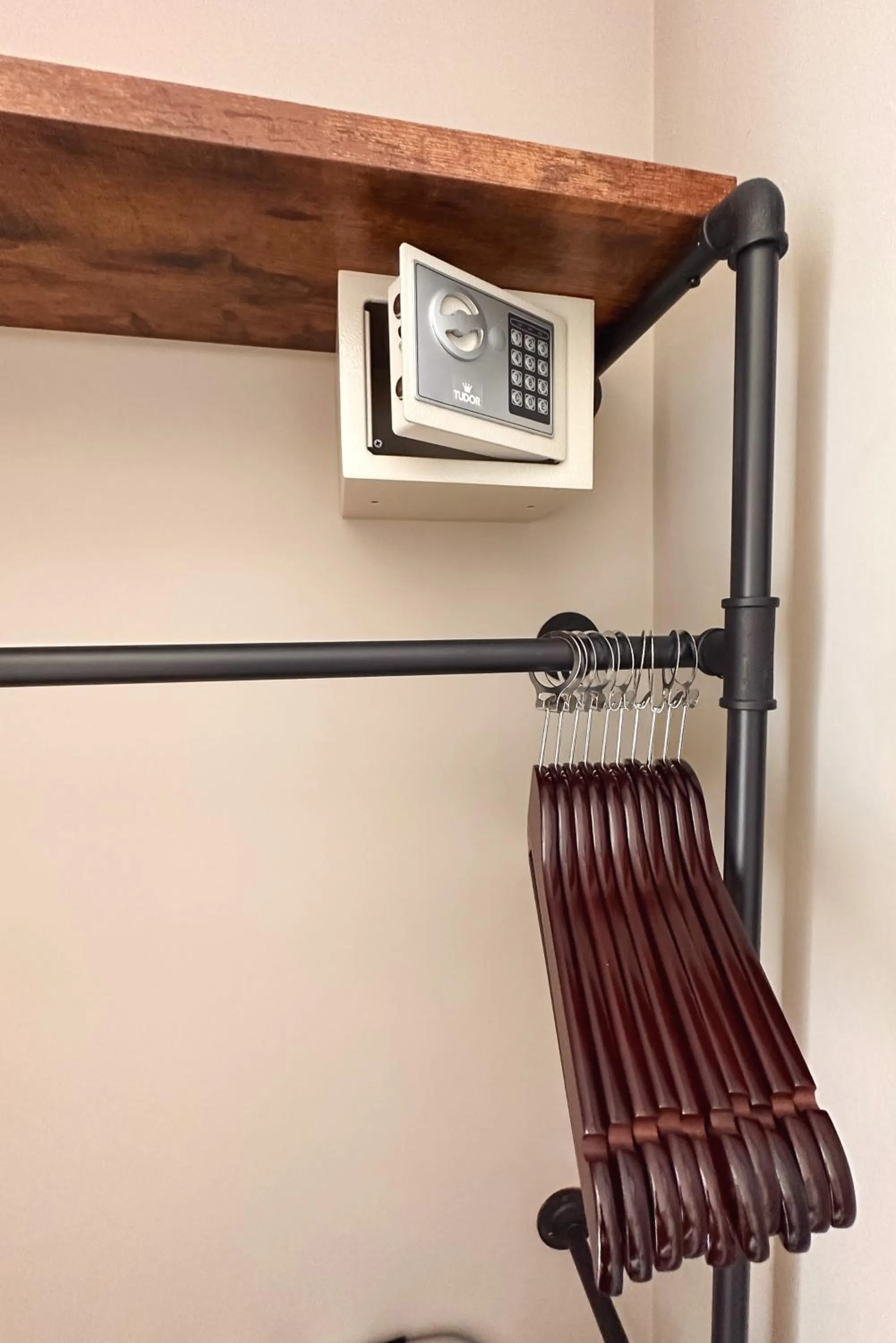 Photo of the whole room in Lime Hotel